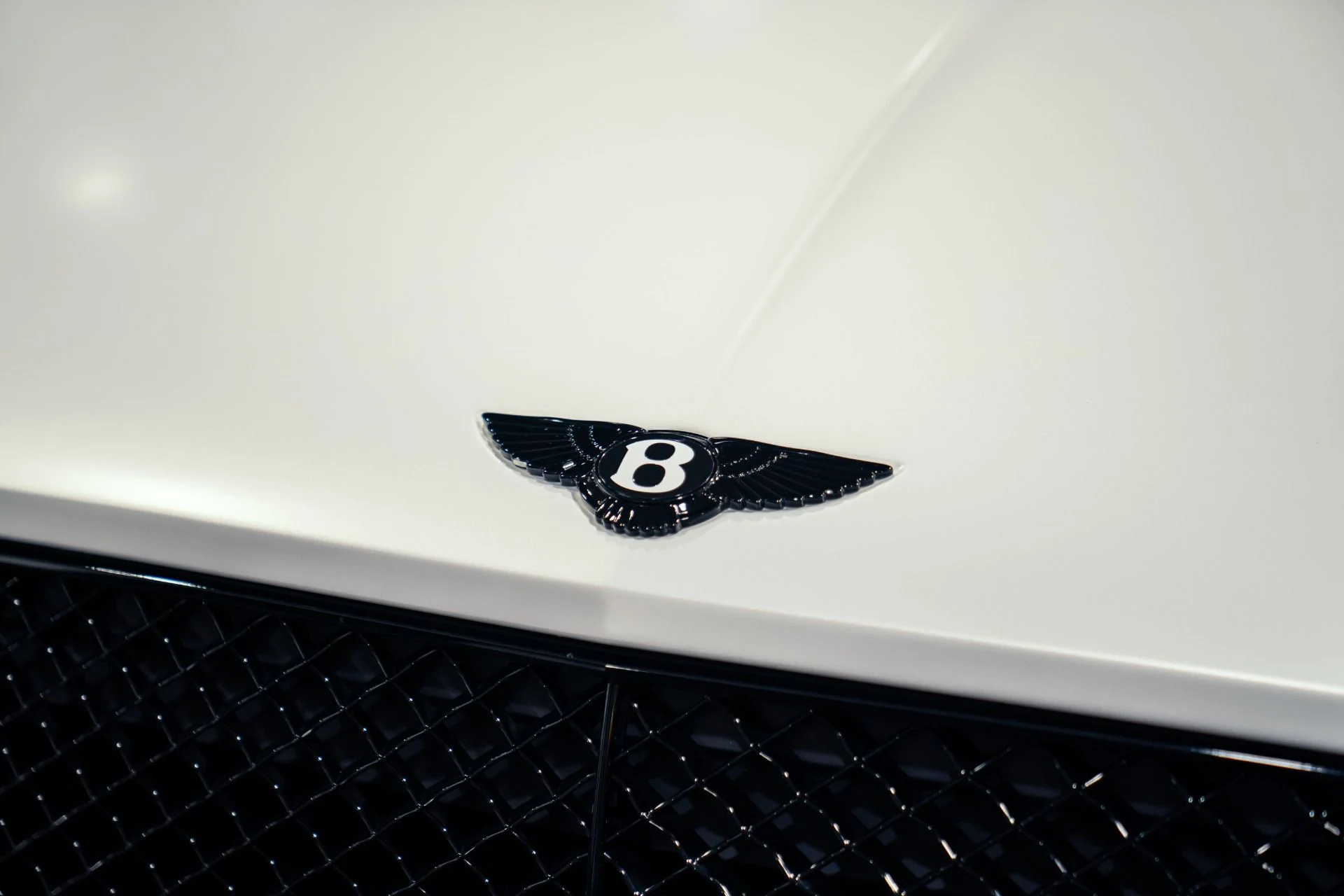 mph010_2151283271_Used_2021_Bentley_Bentayga_V8_First_Edition_MASSIVE_MSRP_Full_Mansory_Kit_1788191906_4359b4d479