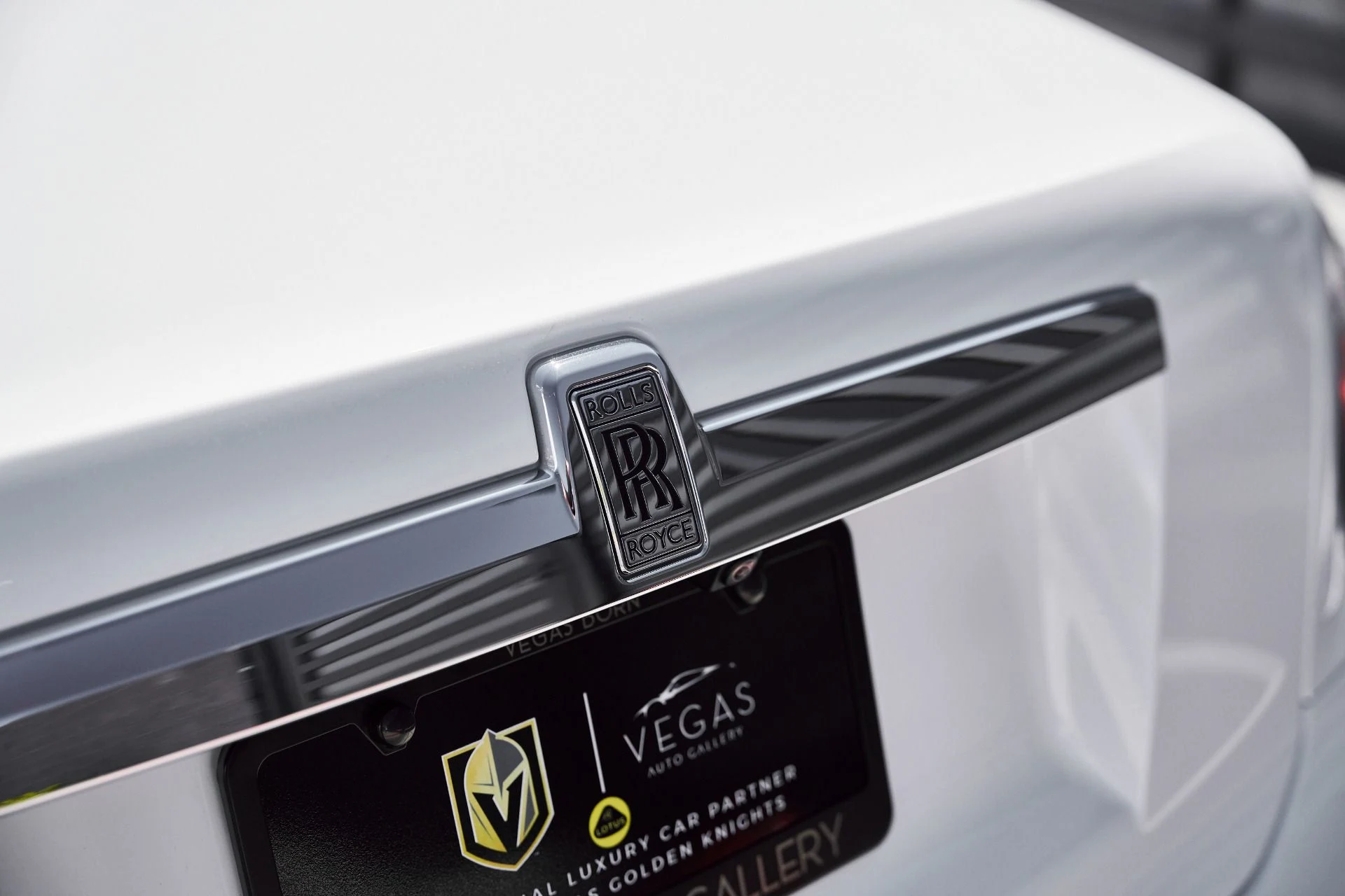 mph010_2157997653_Used_2022_Rolls_Royce_Ghost_Base_1772765962_813002a115