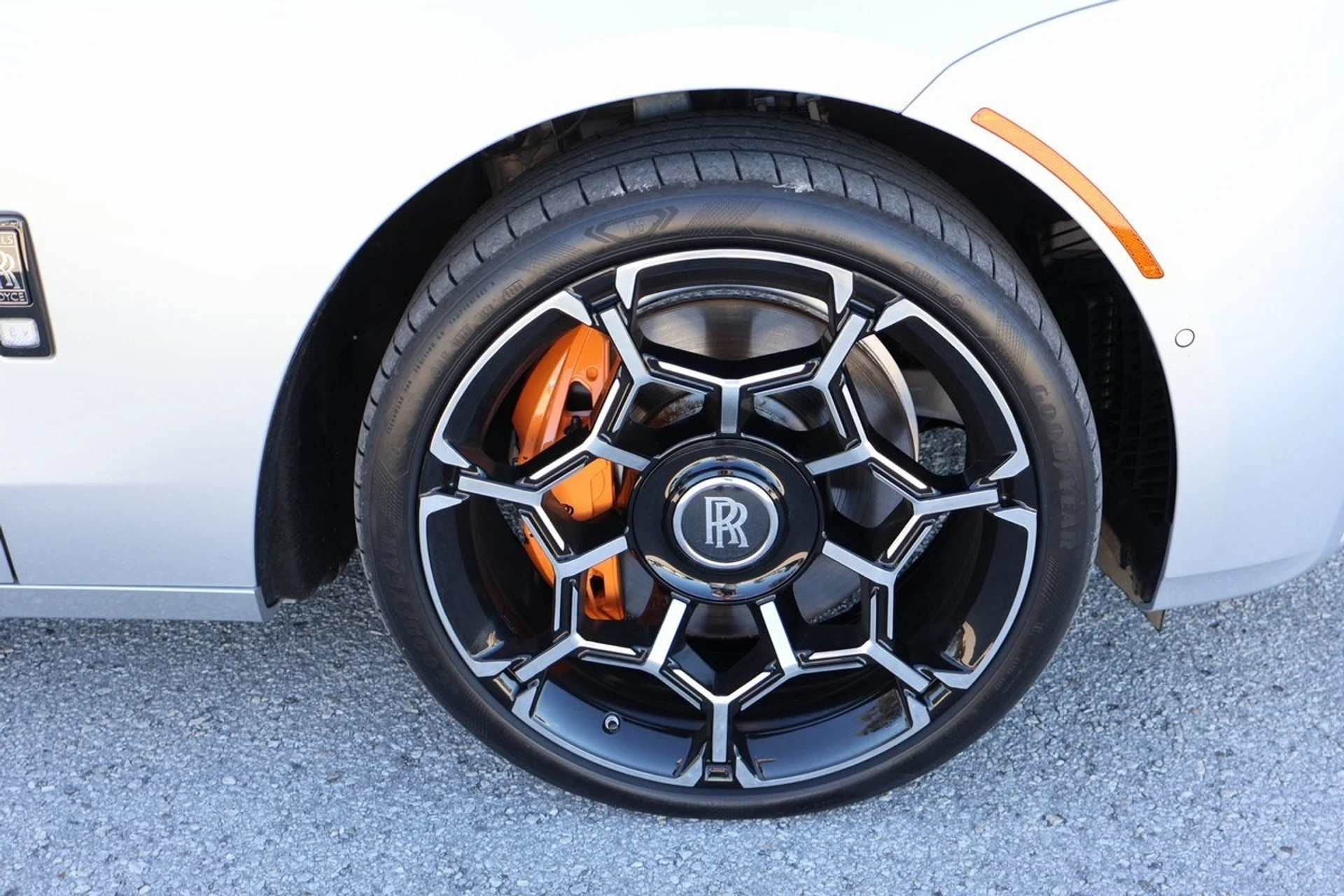 mph010_216260204_11_4081c61648