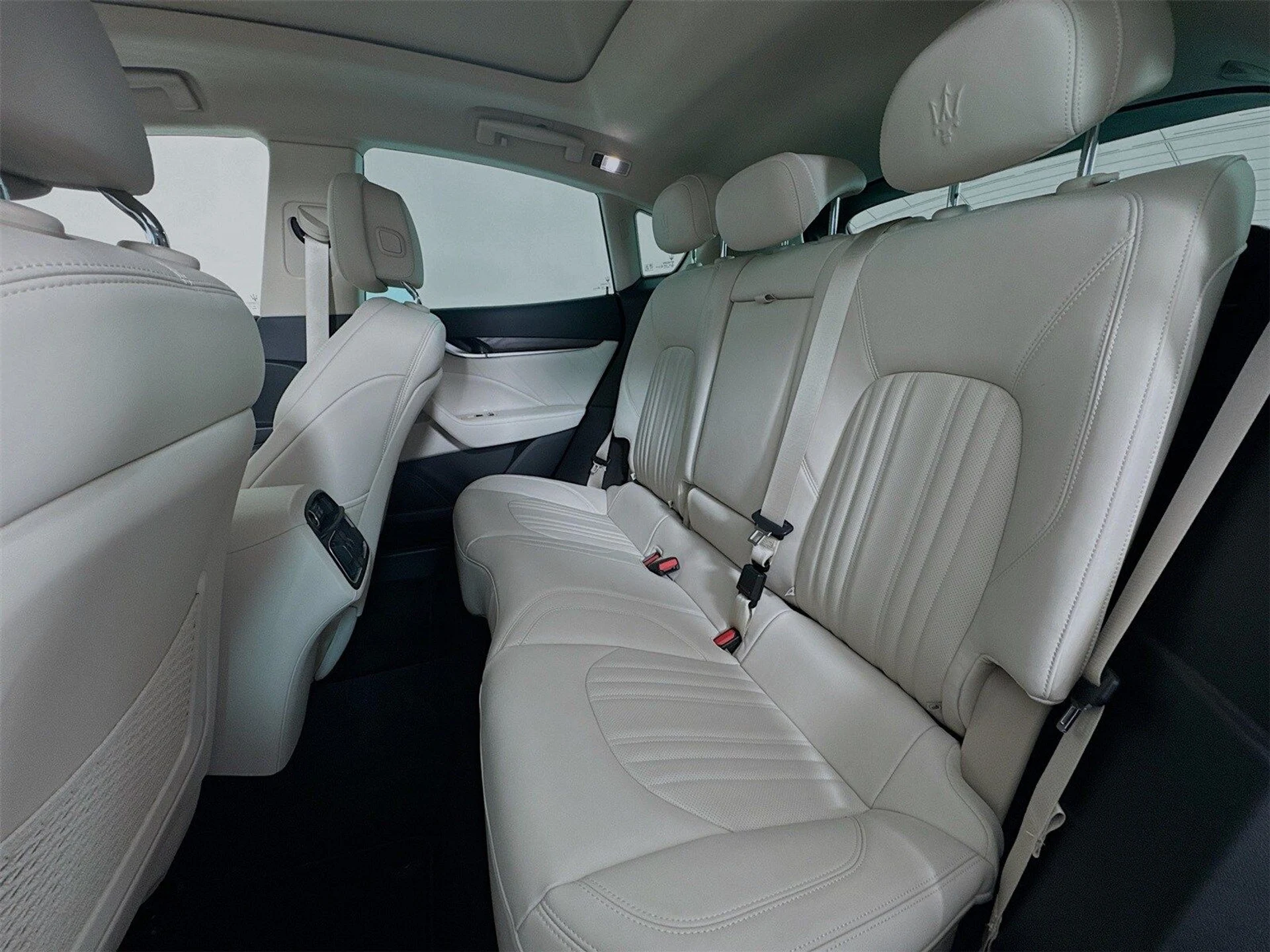 mph010_2164333552_3e9dc96795a203eade439f683d5780b7x_ed878d22a8