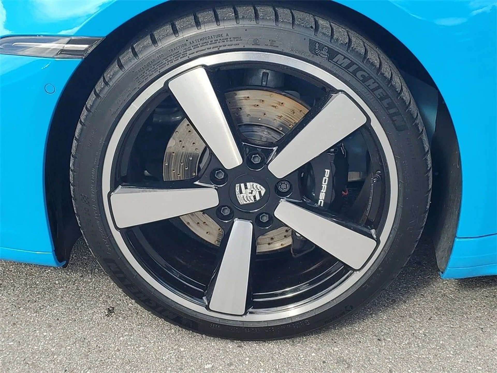 mph010_216688081_11_568de82813