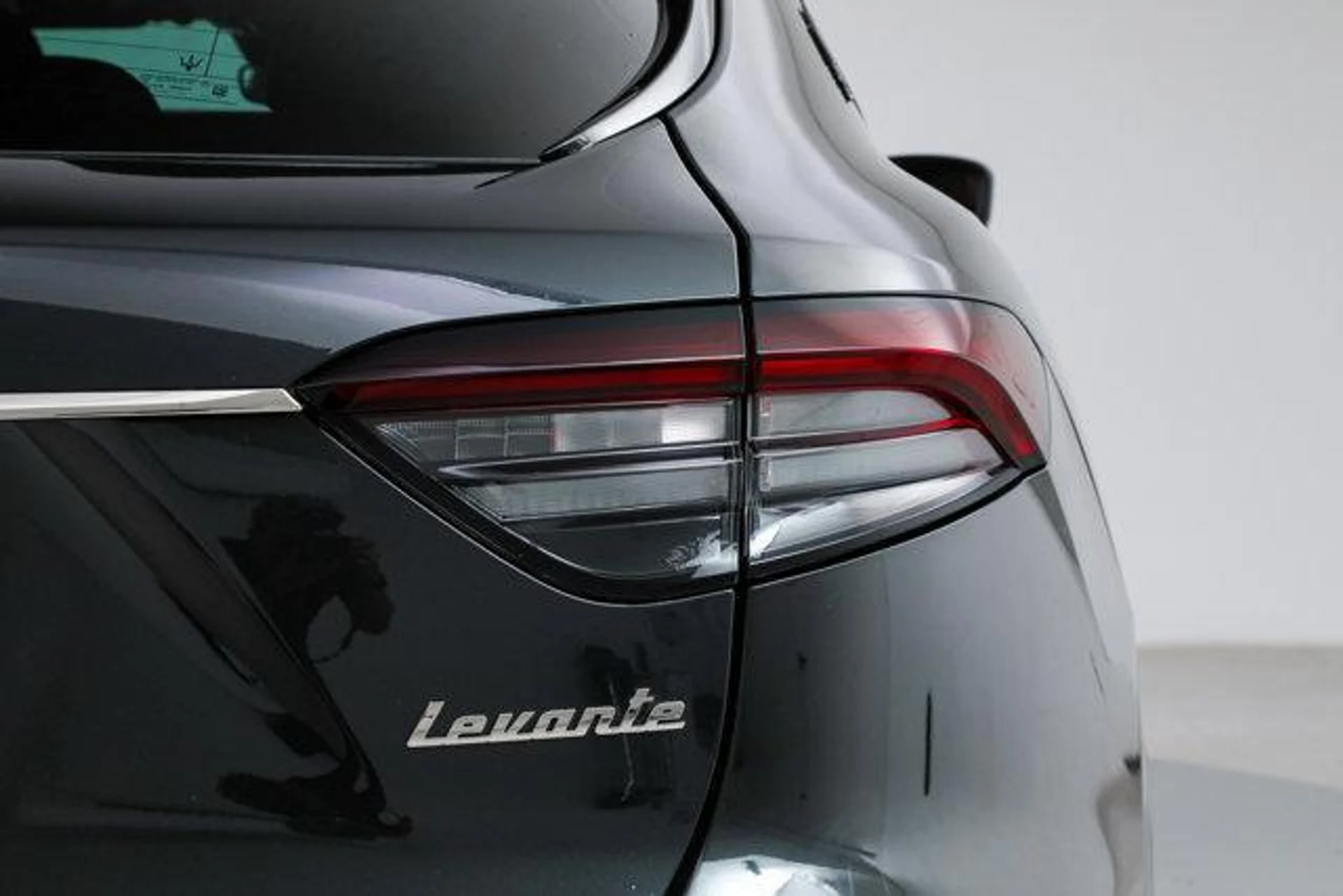 mph010_216771089_dh_Vi18_W_Xpt_RLKMZ_Mk_a_ZIIYW_Lt_Y_0cedf651be