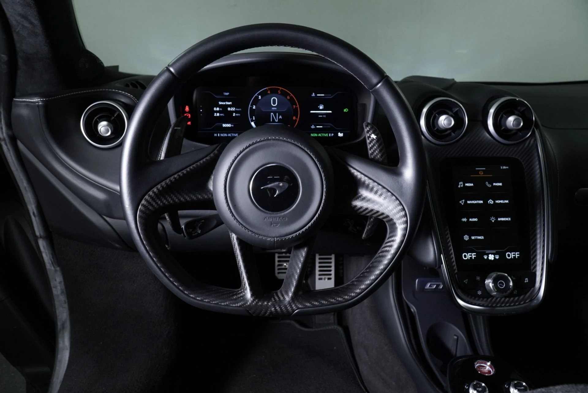 mph010_2169297299_Used_2023_Mc_Laren_GT_1764782426_673ea7ef21