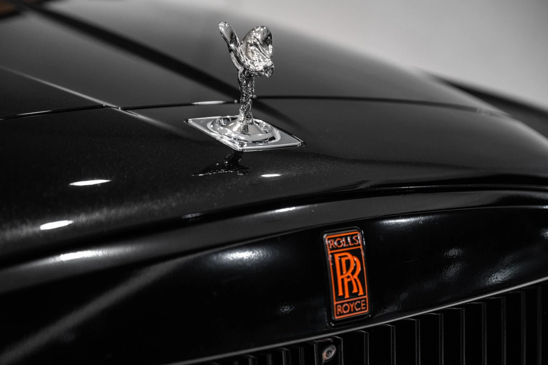 mph010_2177186271_Used_2020_Rolls_Royce_Cullinan_1773160473_0a46e598ec