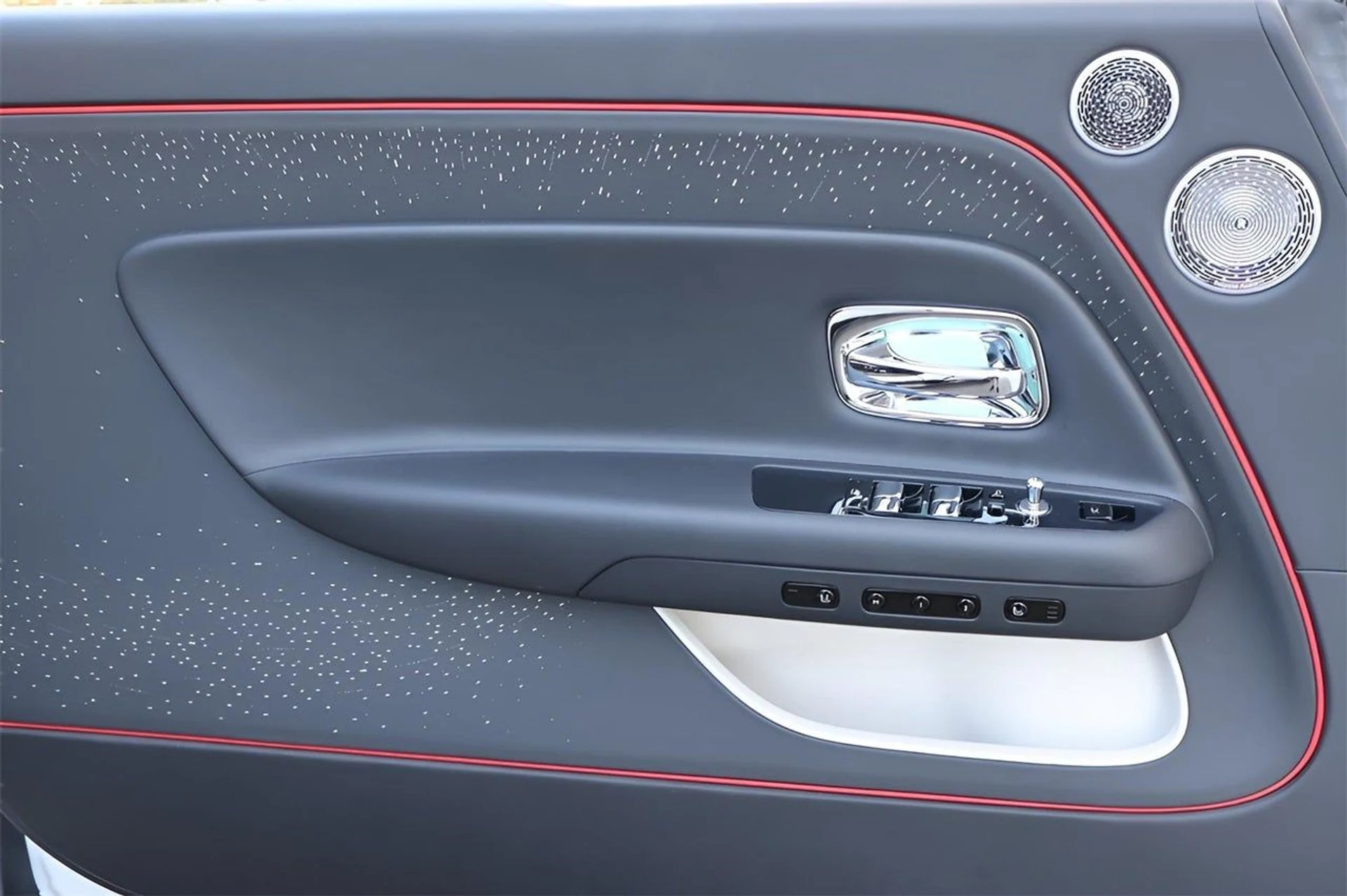 mph010_2178345296_11_d639c2f11c