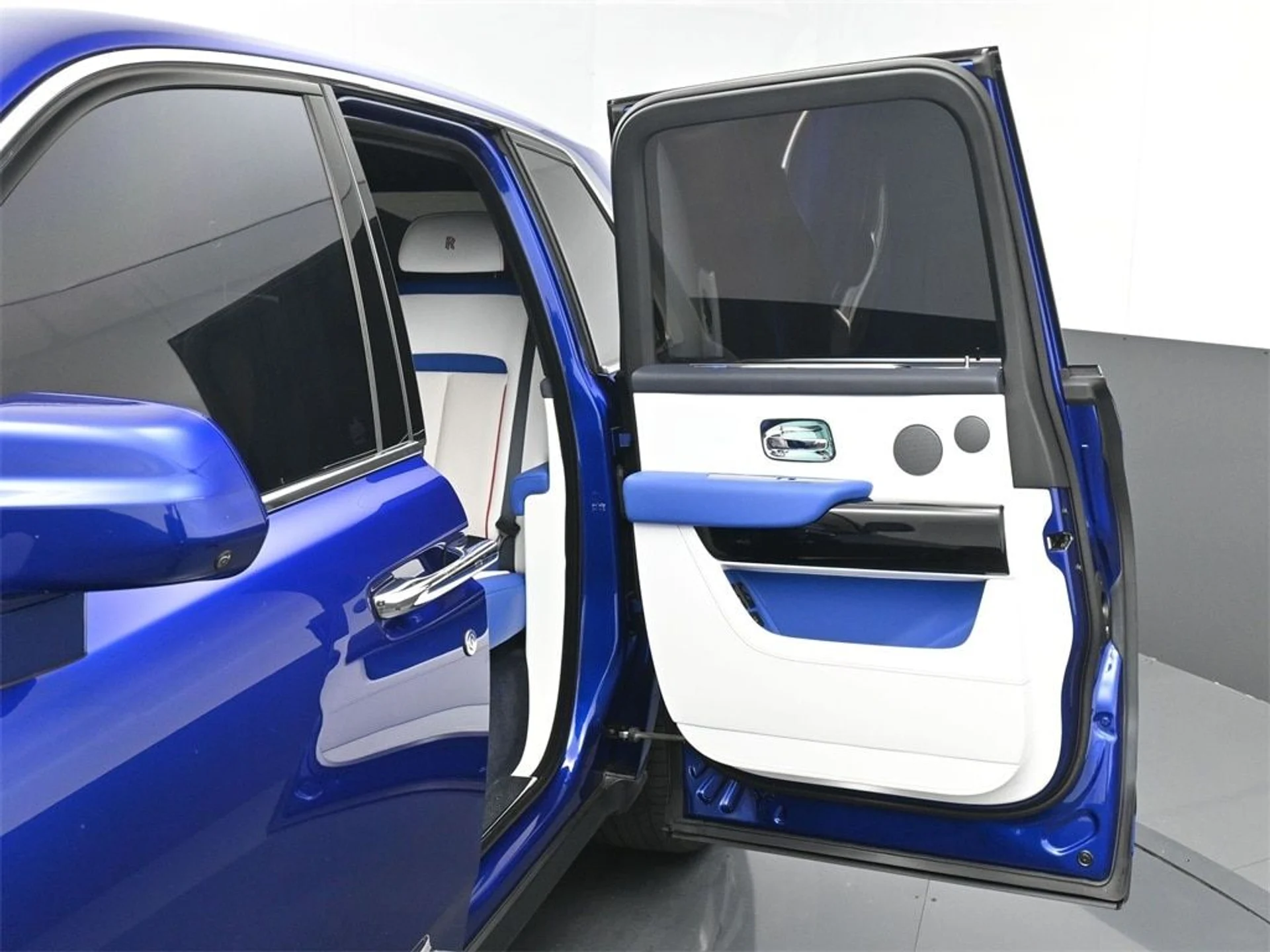 mph010_2180652227_ecb1fb92e499ec0b5a3da2de9c019e68x_1d82955576