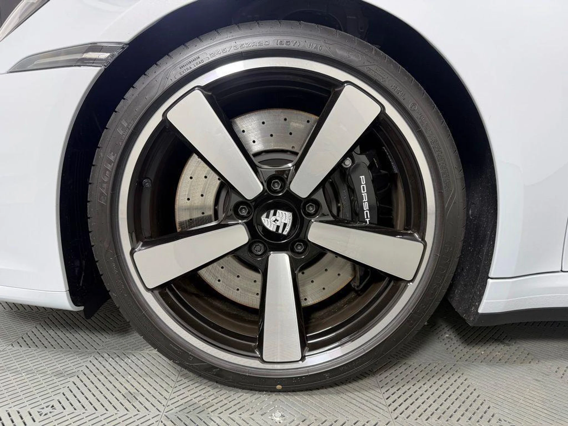 mph010_2190282609_B3y0fin_Zz_Uo_h_Hj_Km_Vbj_Dq_O726o_e0b44c3287