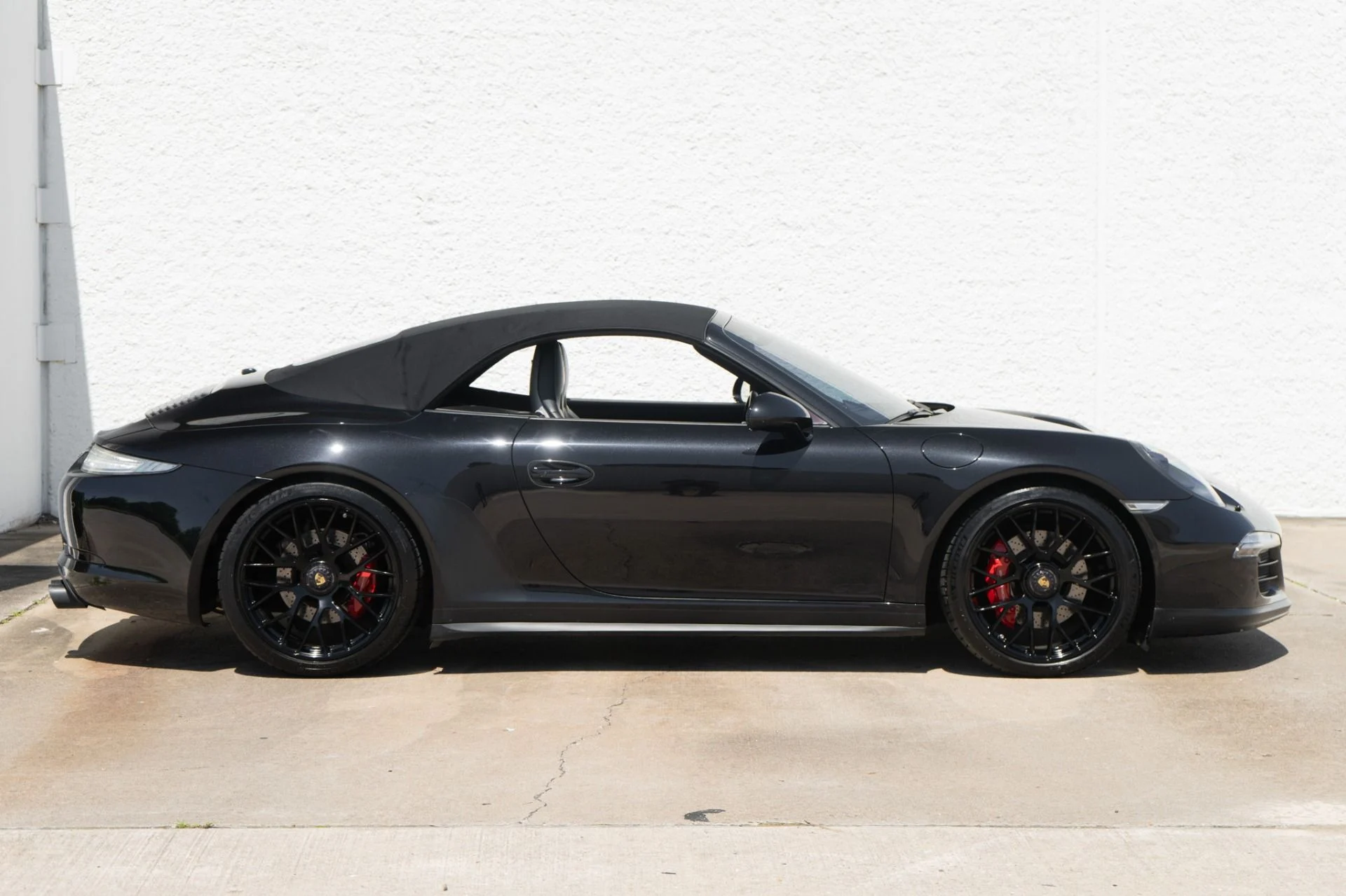 mph010_2190293315_Used_2016_Porsche_911_Carrera_GTS_1779987588_c81e1fa00b