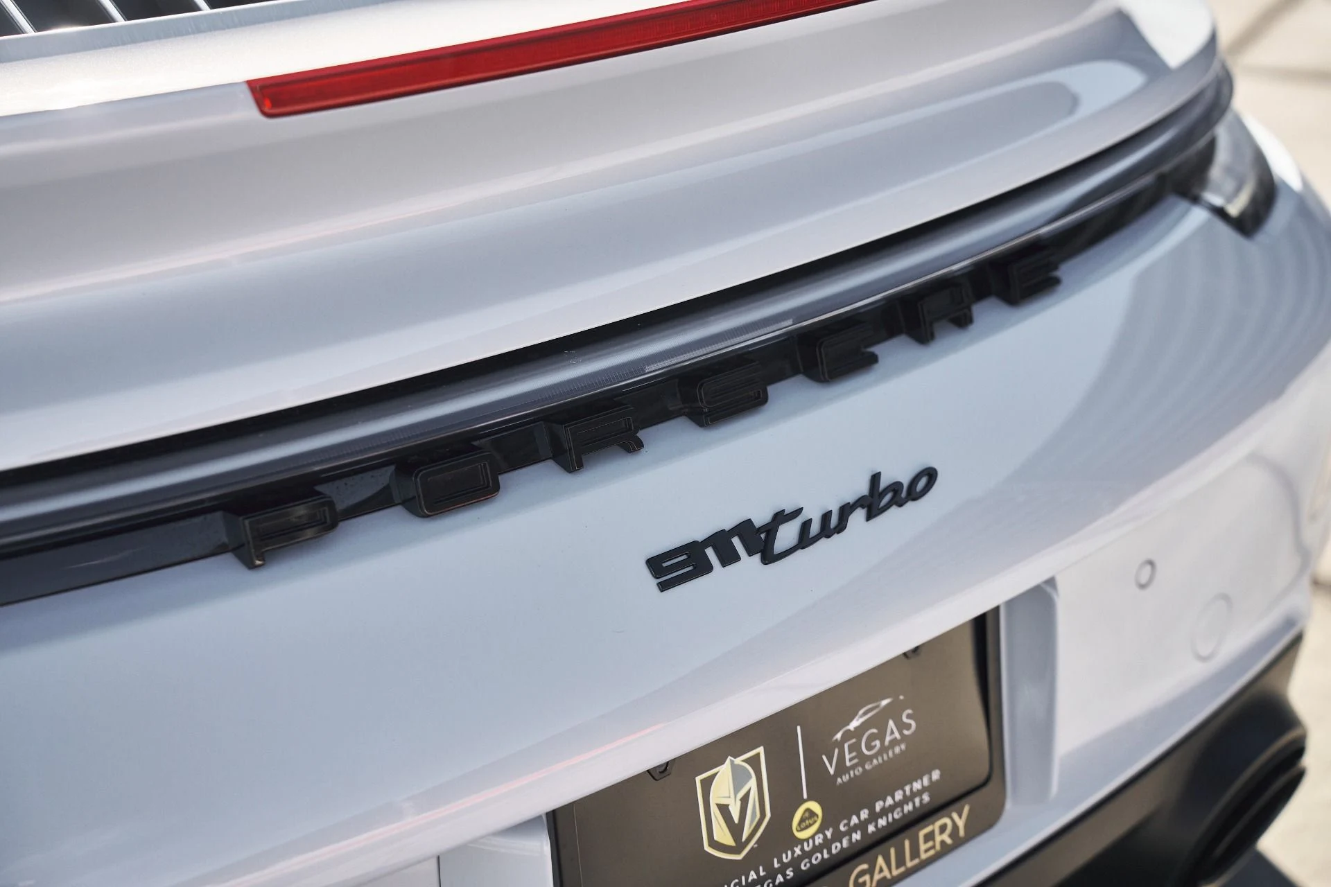 mph010_2193791731_Used_2024_Porsche_911_Turbo_1765332394_04755c5099