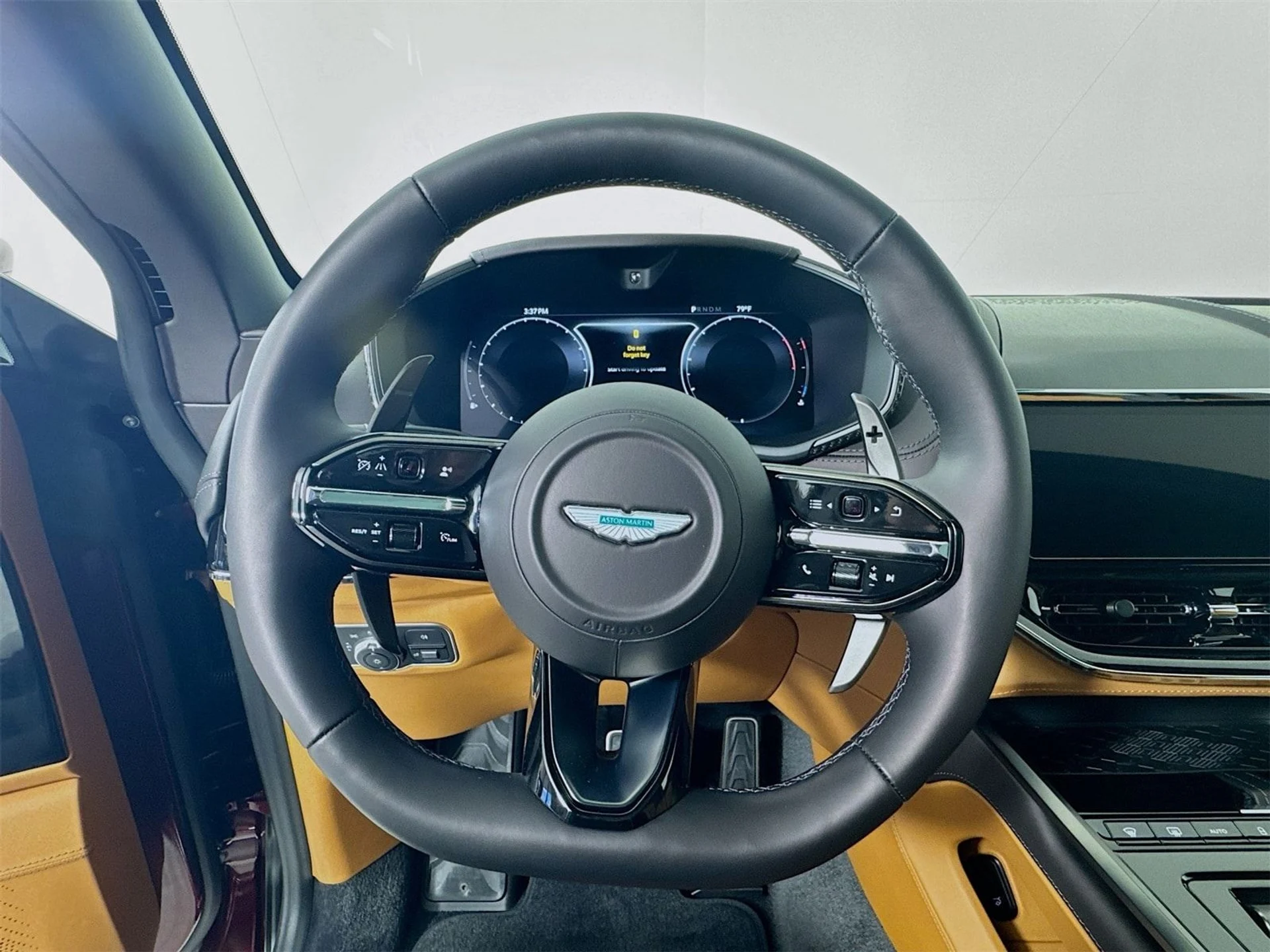 mph010_2194502370_23c84b3ae6b18800a2bfc7b587cbb875x_c8a18a2ea5