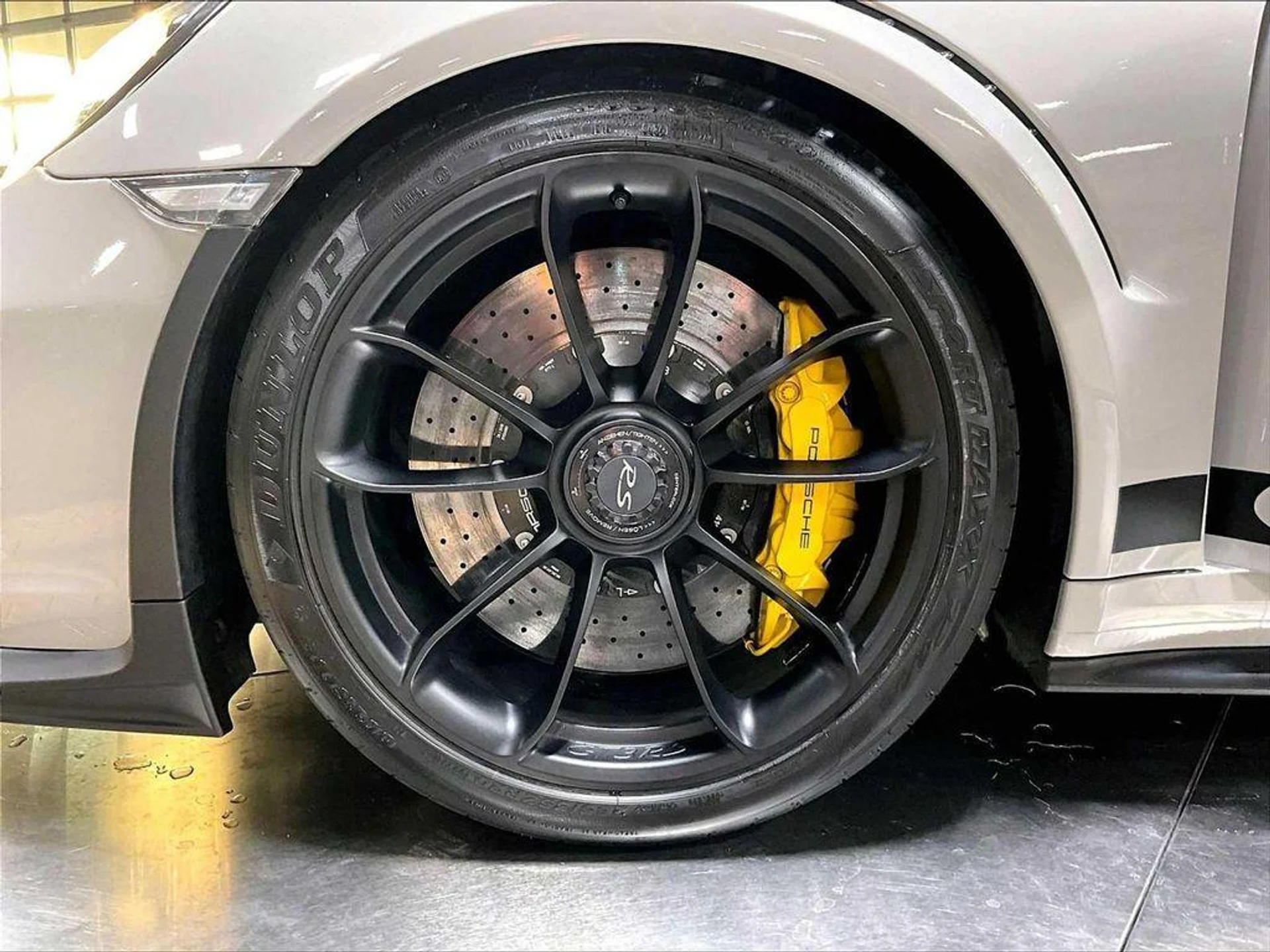 mph010_2196176258_Fr_Eu_Bb_Esm_5_PH_Je_O_1fd_E0k_S28_49ae60e809