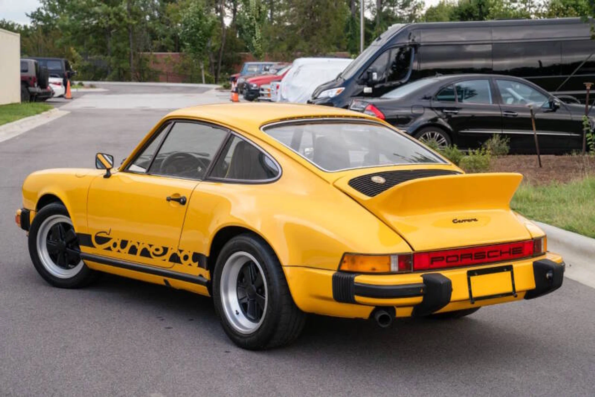 mph010_2202884162_1976_porsche_911_carrera_coupe_911_carrera_coupe_7f195829b1