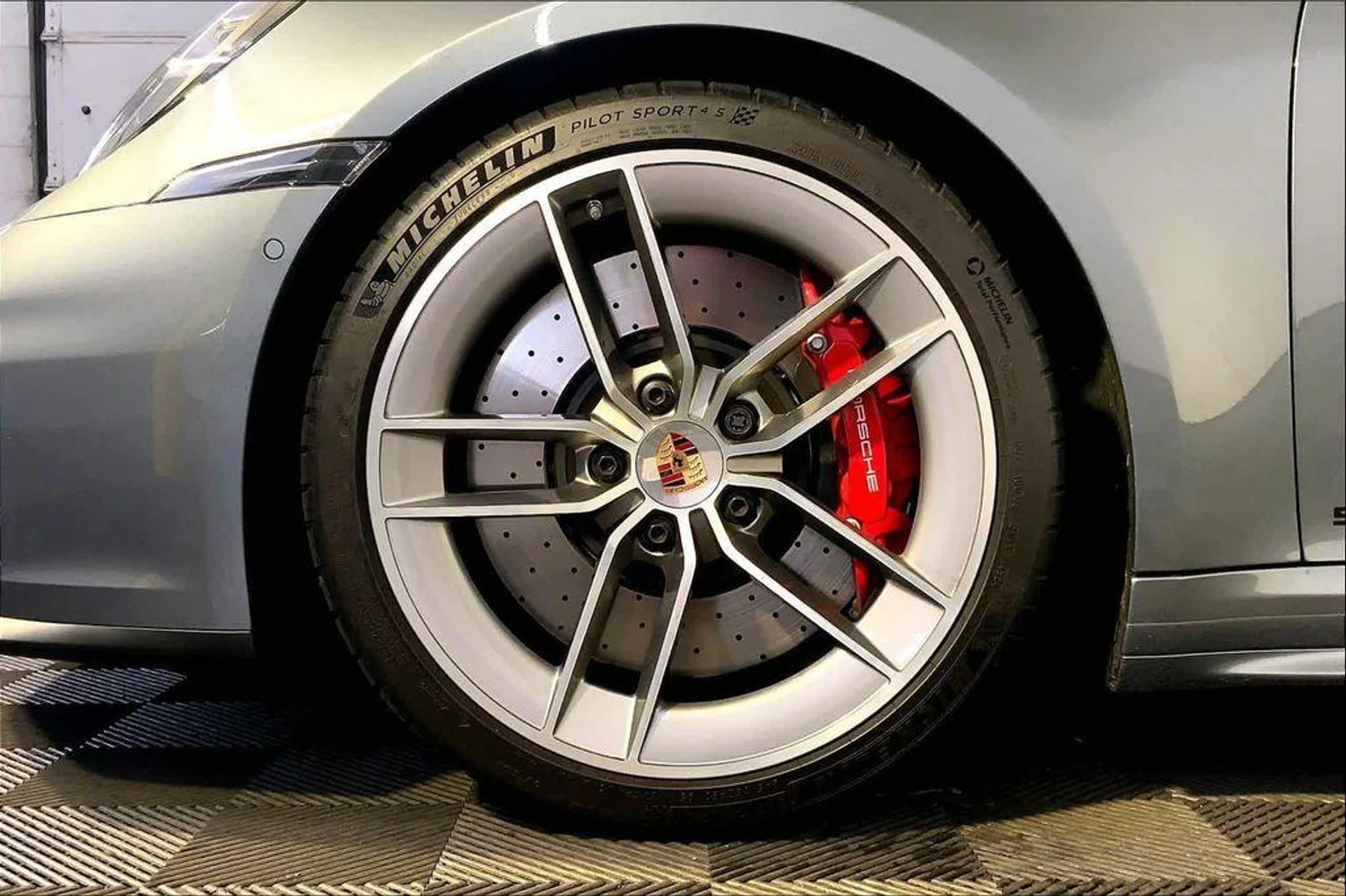 mph010_2207229451_x_Dn_AW_18z_Y260y_Fs2_Vqxx_Rti_Szo_E_2e06962a0d