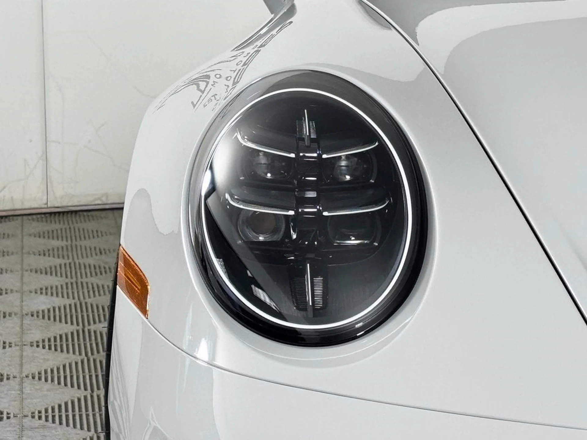 mph010_2208561595_11_b6cc4aa302