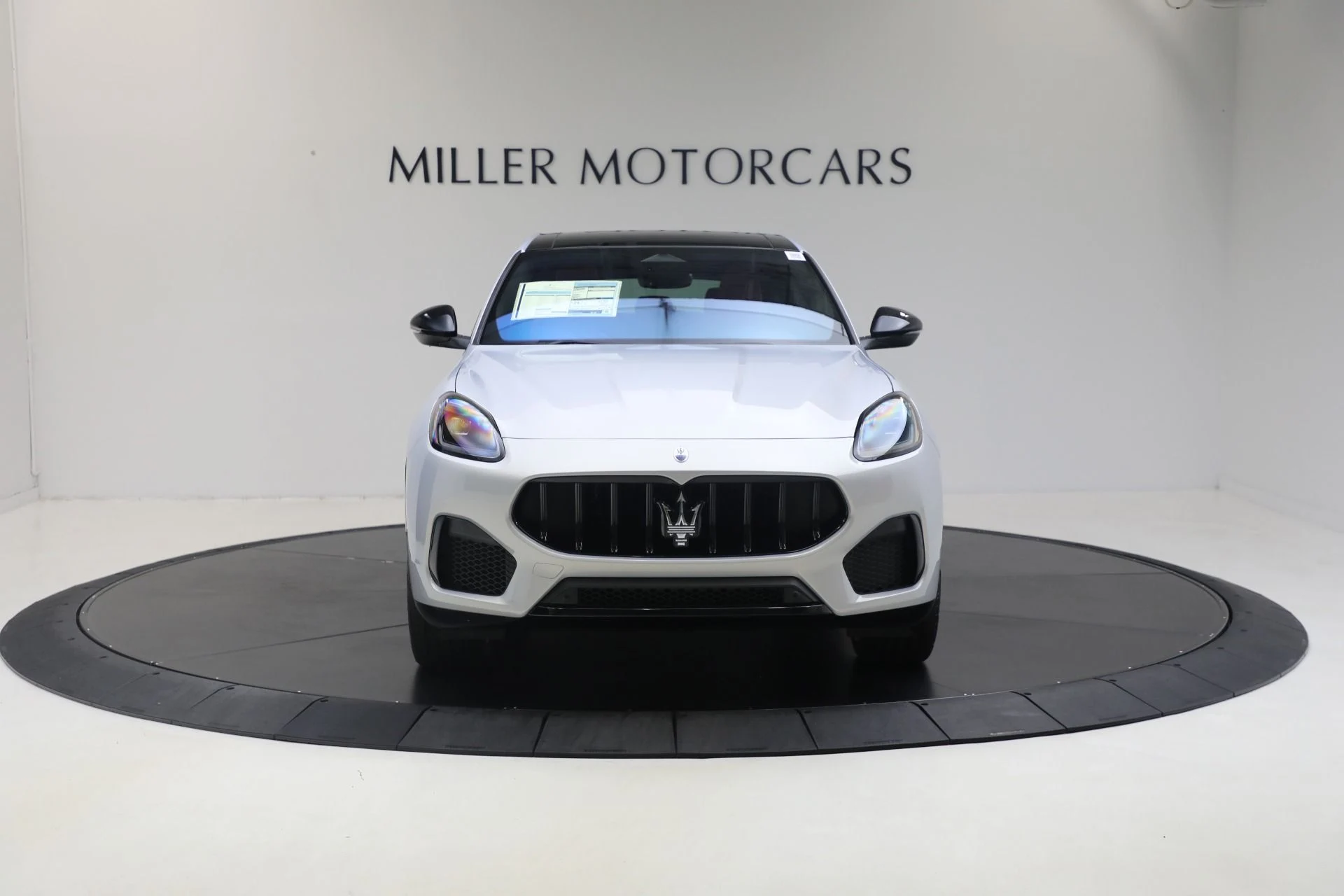 mph010_2208651681_New_2025_Maserati_Grecale_Modena_1759768346_c2b3db45a5