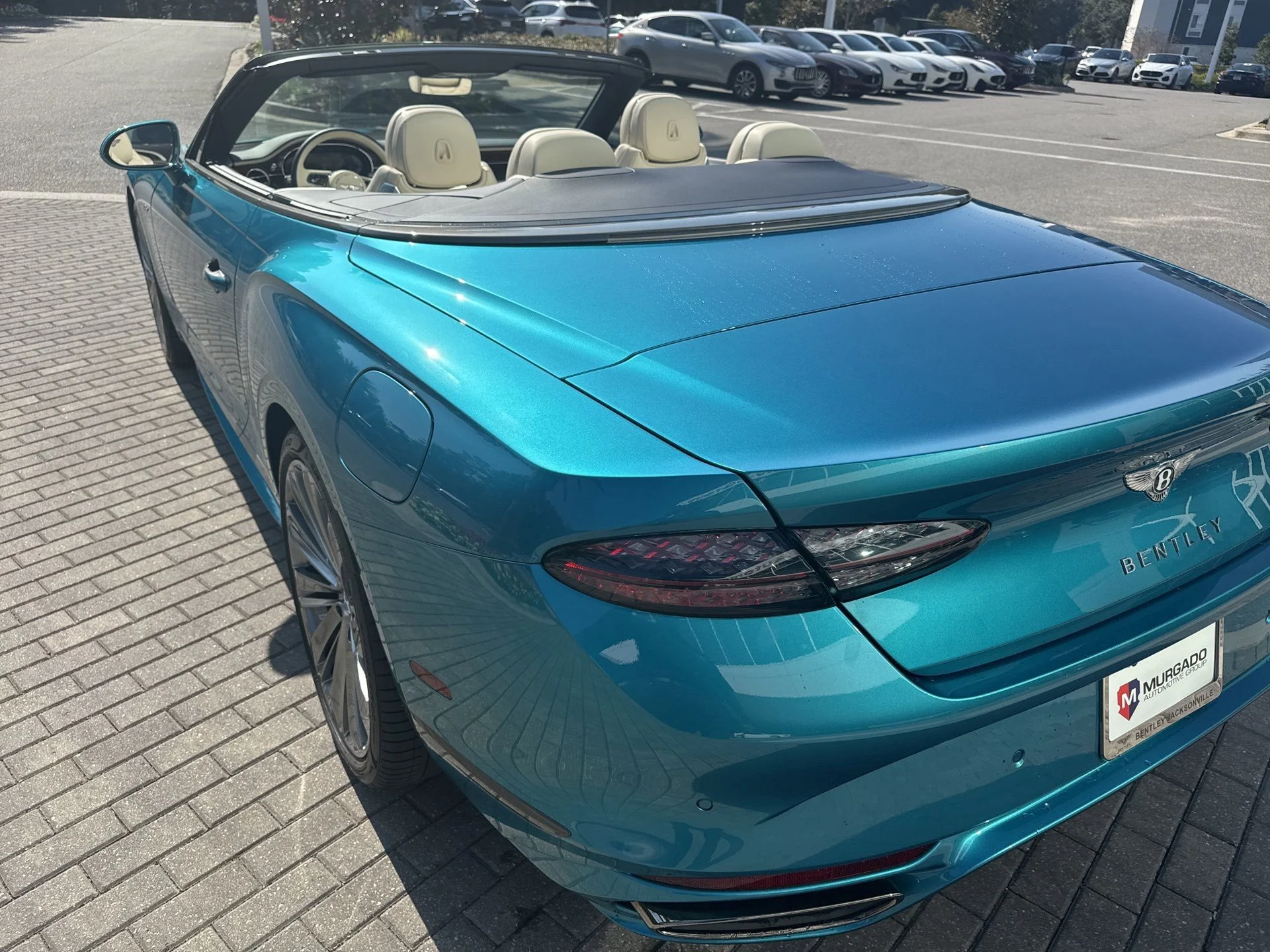 mph010_2209365050_2c60ac9334a94d758e89f80e320a9656_8de42ae0f8