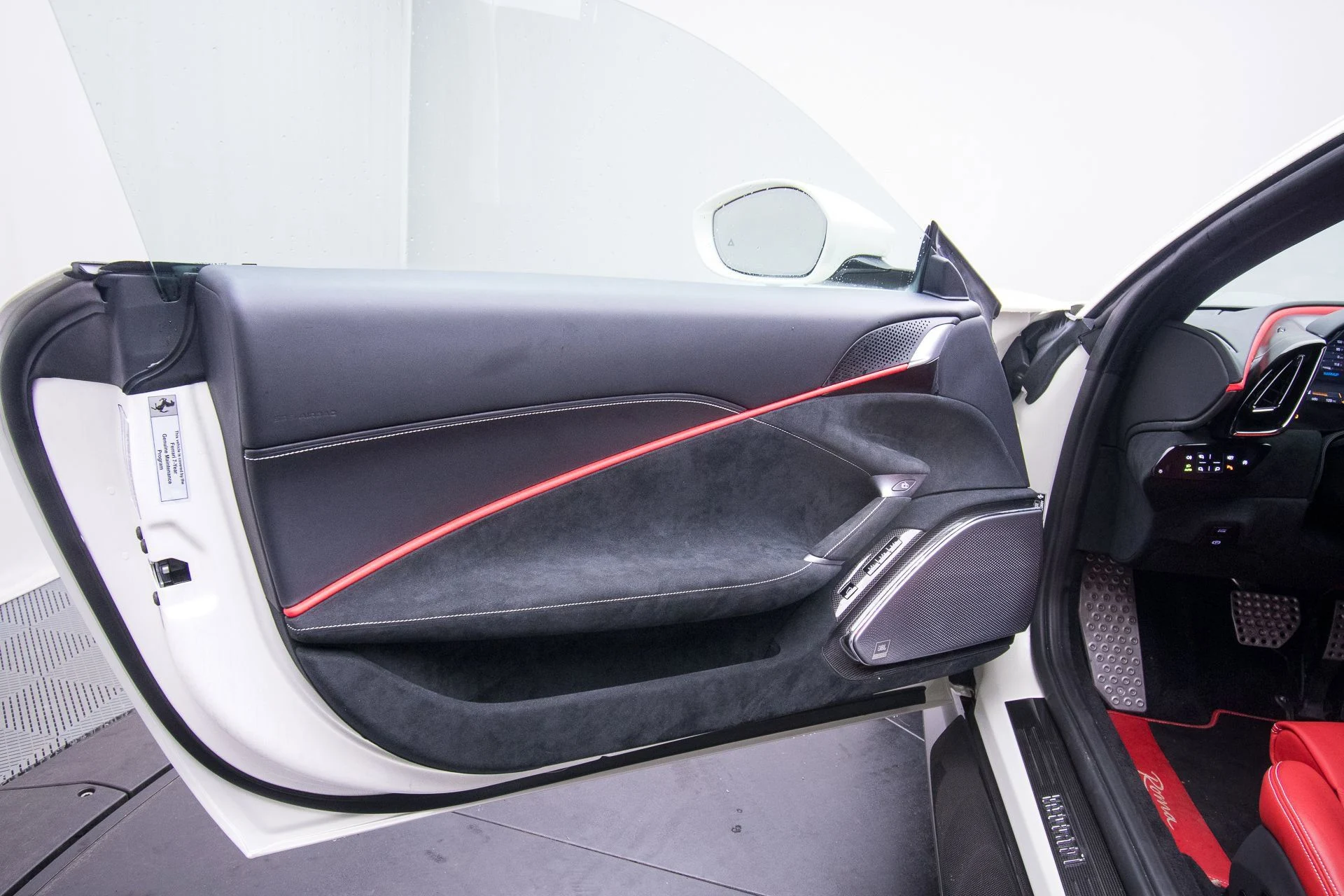 mph010_2210225896_3e5c4b8533994f2e96bf807e5c18c6c4_80d94c7357