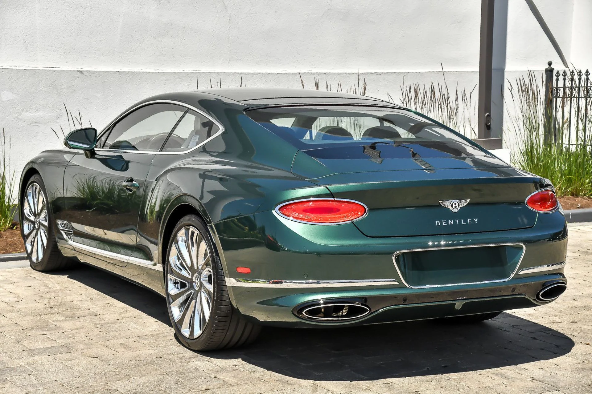 mph010_2212897386_eb84a1e442863c301432d0410ab3f2b2x_1f42a83b2e