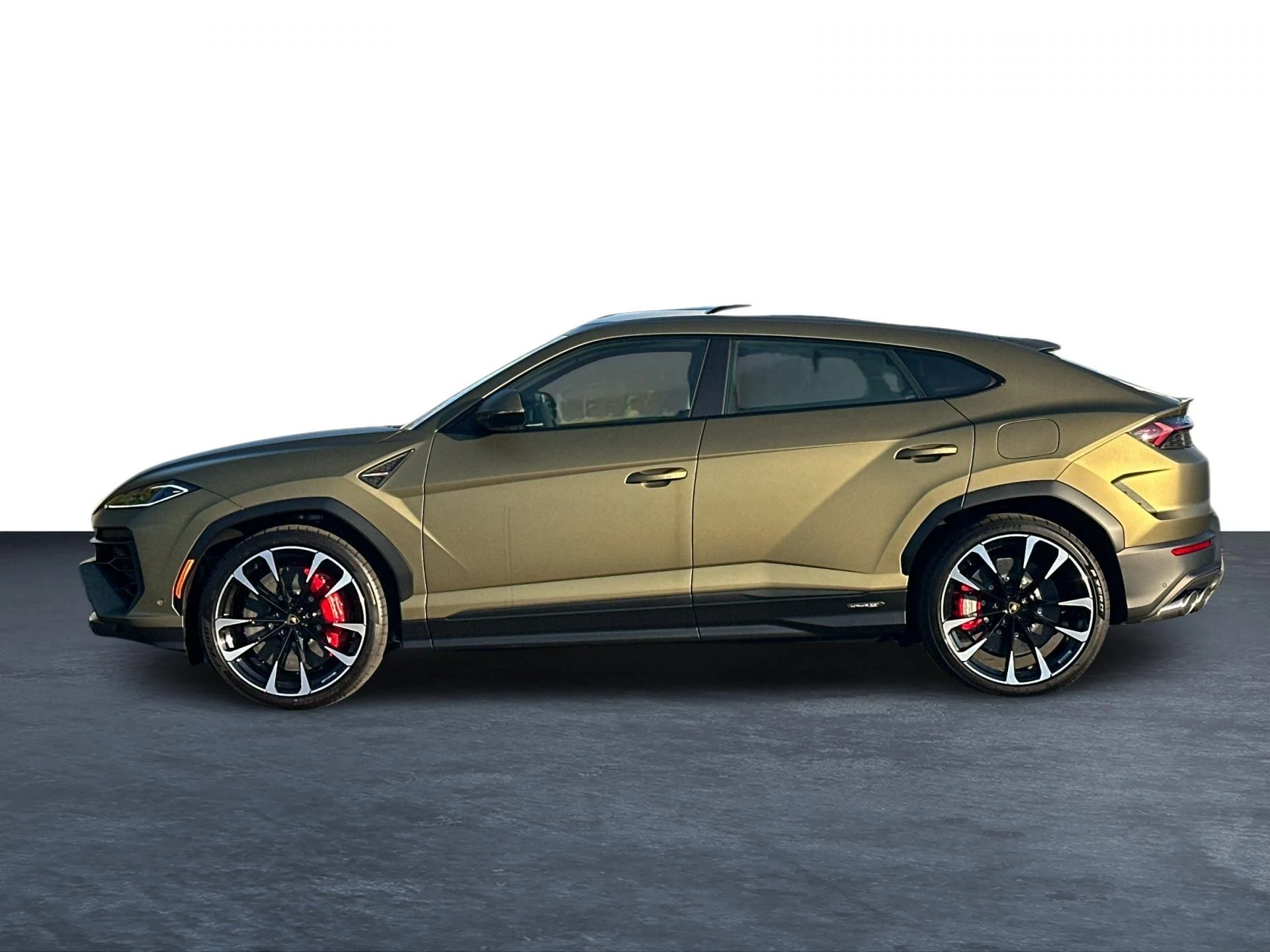 mph010_2214630390_New_2025_Lamborghini_Urus_SE_1765357682_c3820b1781