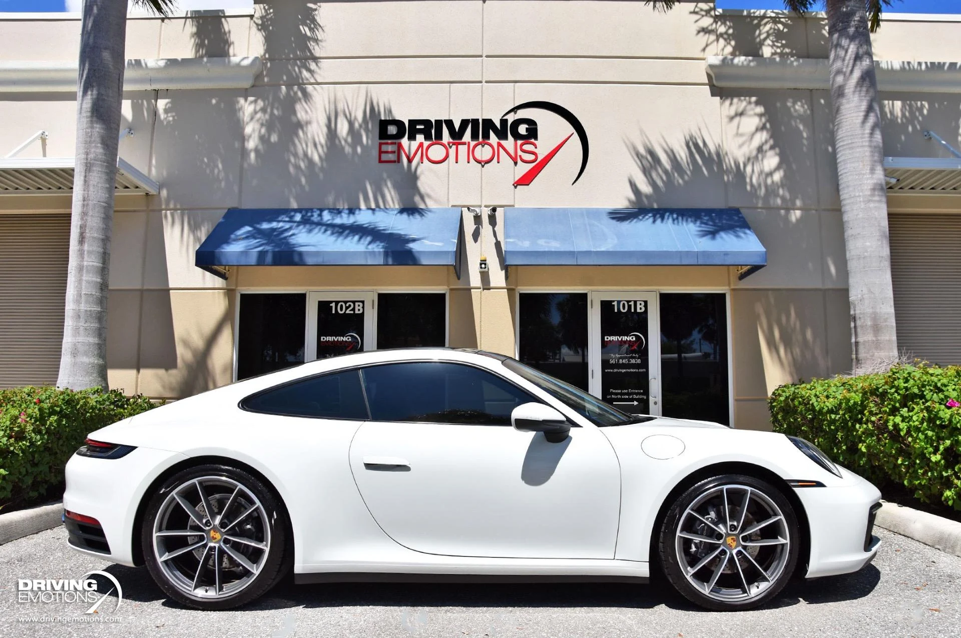 mph010_2221702947_865_p11_l_0b9f73d4fa