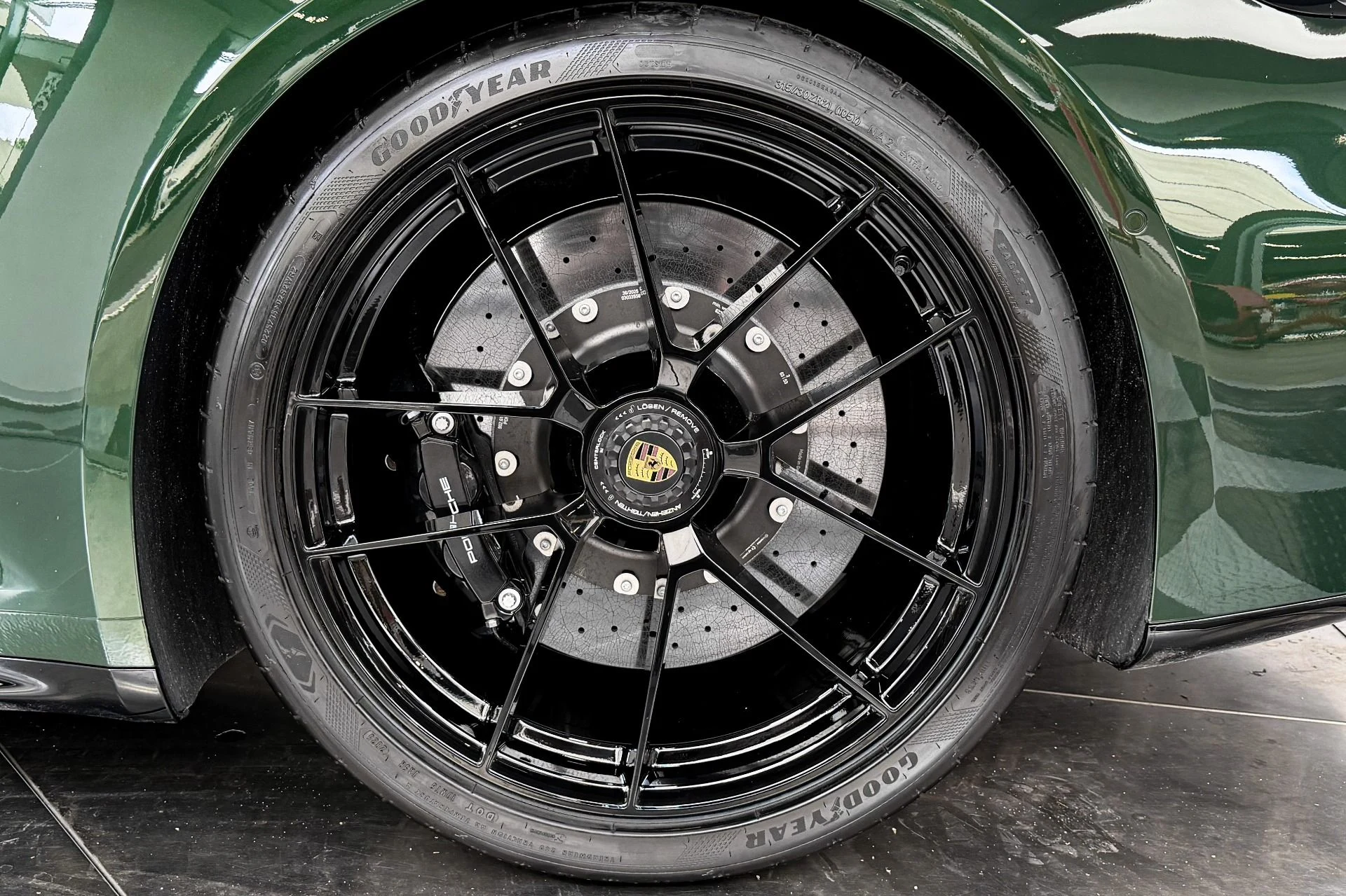 mph010_2225504244_Used_2026_Porsche_911_Carrera_GTS_Carbon_Ceramic_Brakes_Premium_Package_1783023624_47e326dcba