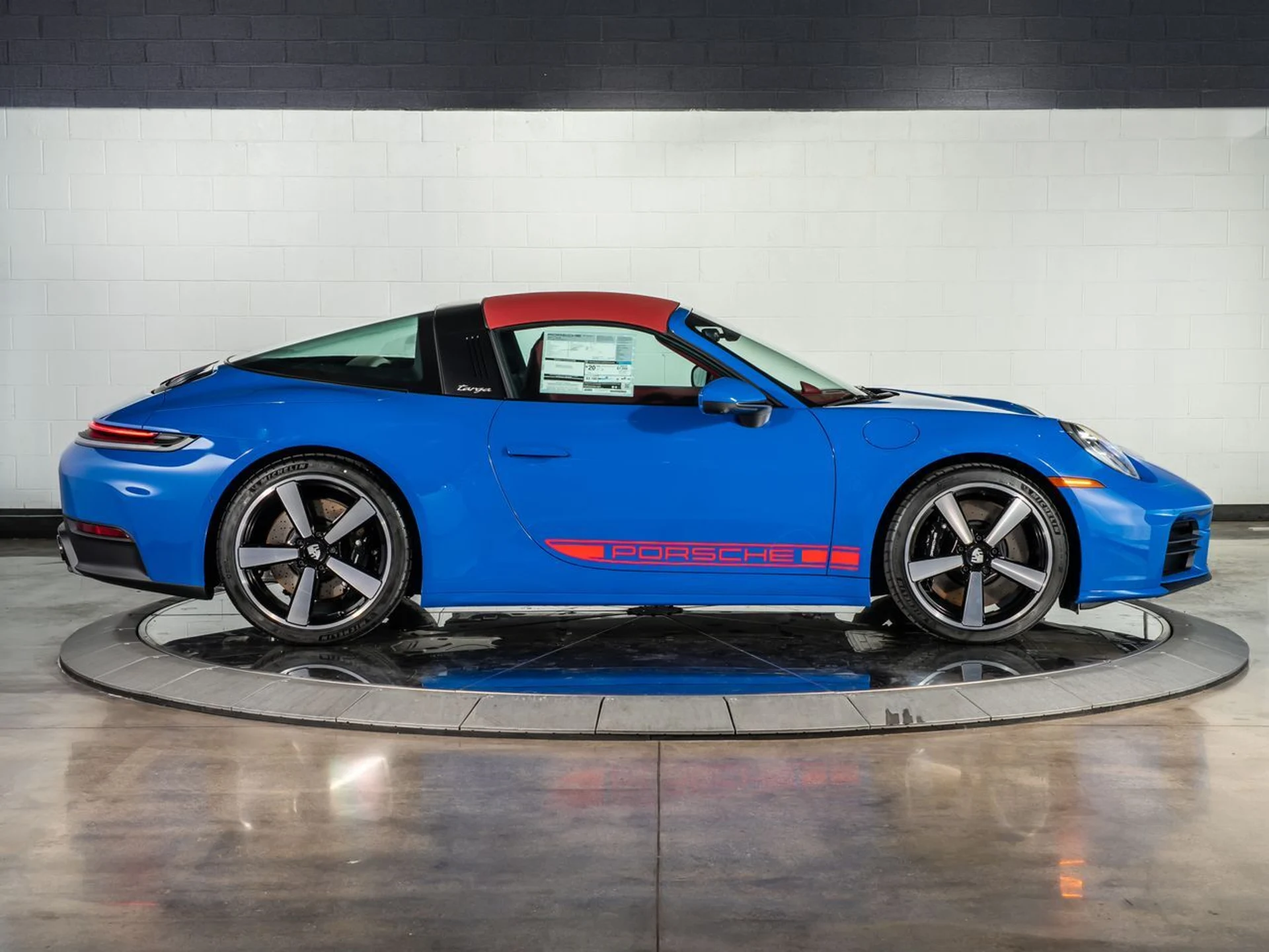 mph010_2226852194_761ff41c381e99c47d3fdb1d66dc6e99_a7fc45e526