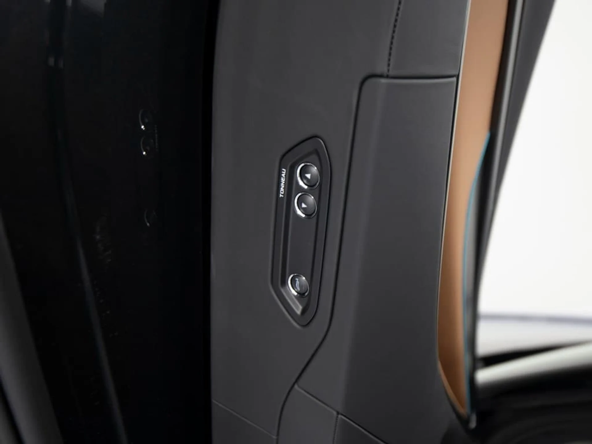 mph010_2227412297_414f565c0087f9d8b9c36b75f193e2b7x_5d7ab51378