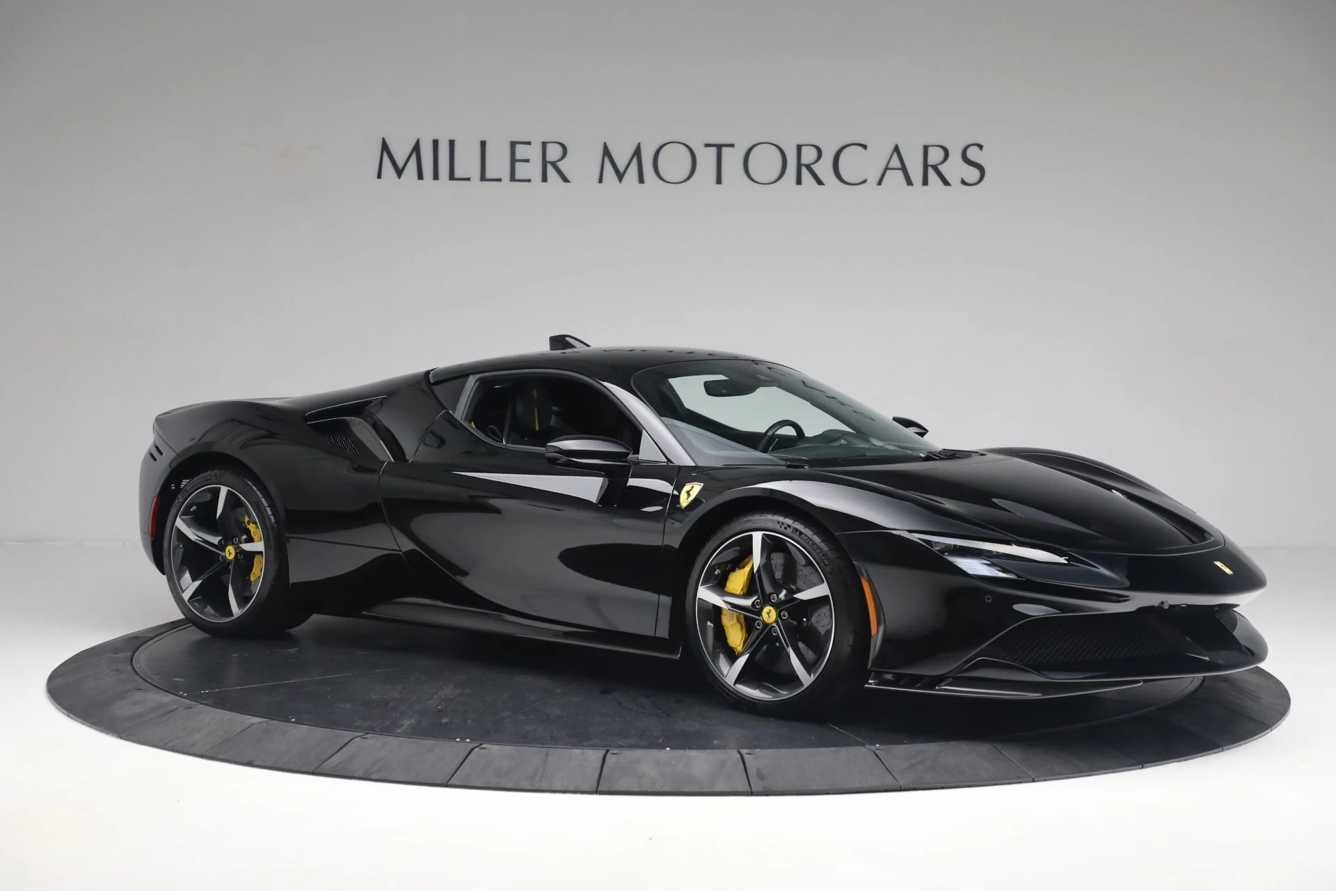 mph010_222956224_Used_2022_Ferrari_SF_90_Stradale_502e43f88b