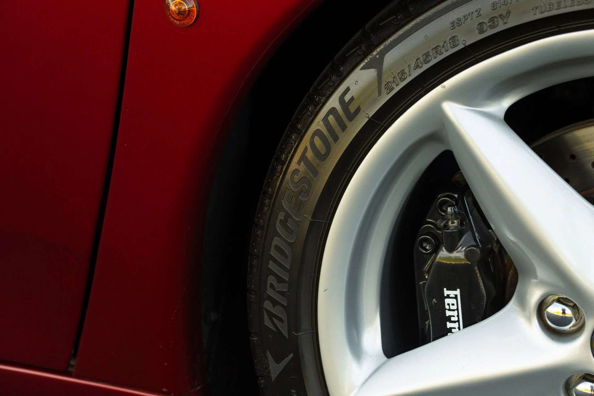 mph010_2234946985_Used_2000_Ferrari_360_Modena_1772217645_457a6fd201