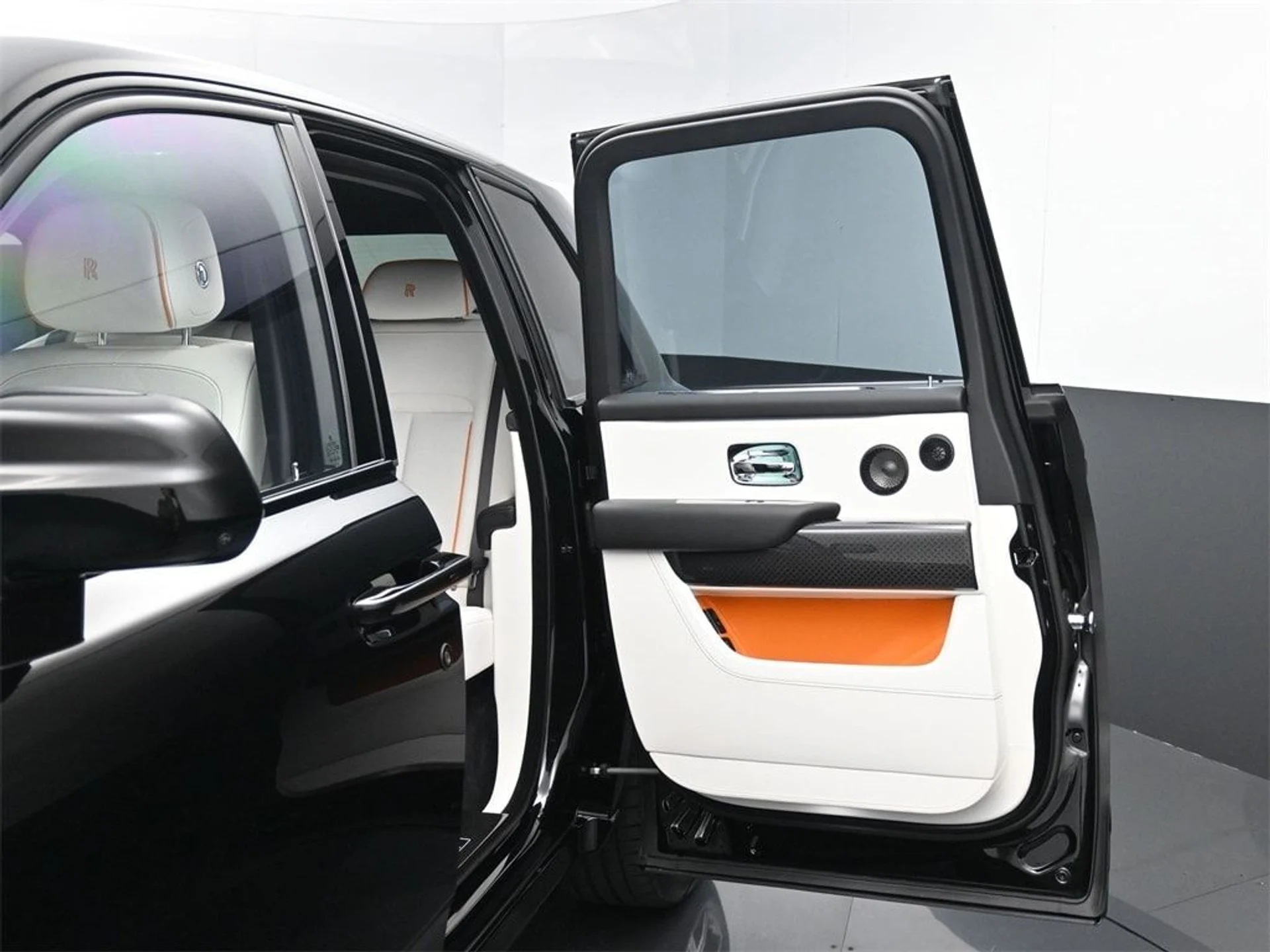 mph010_2237075146_003bf446273dc5b335fc64bbc4f64f1fx_4825cac2c1