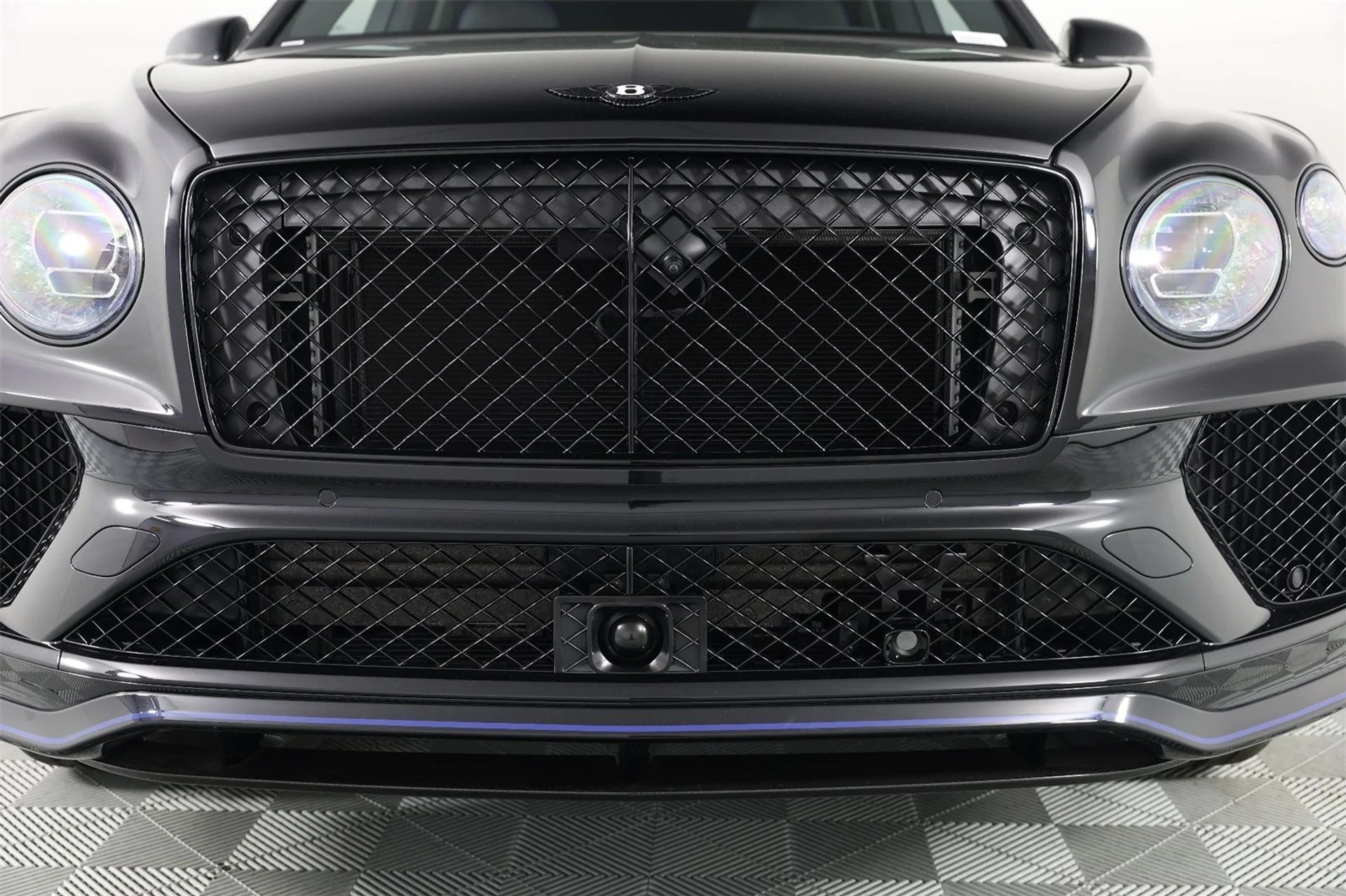 mph010_2240483791_183df9c287a9b18da21a46a3690a2114_96607601bd