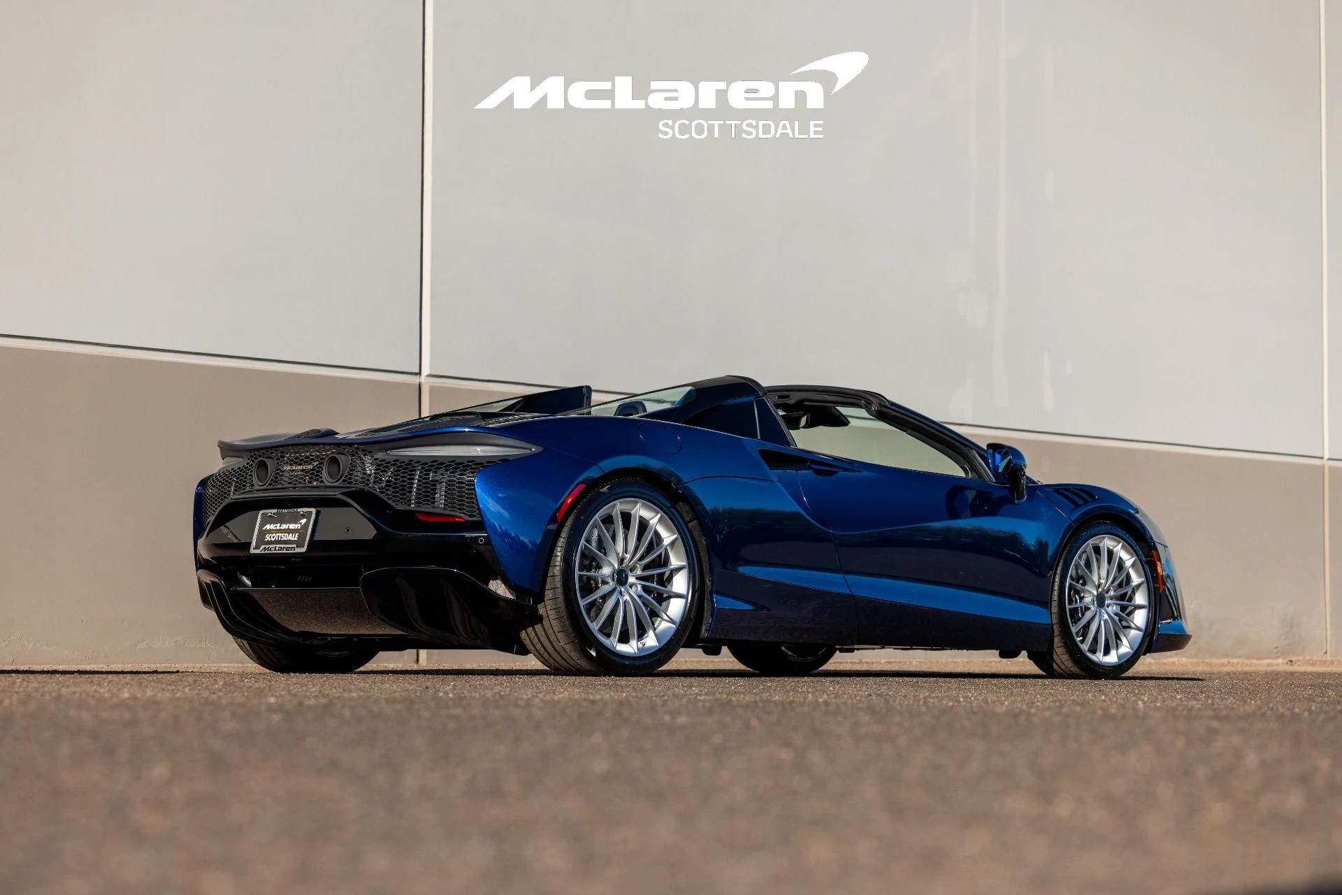mph010_2242670126_Used_2025_MCLAREN_ARTURA_Performance_1792178036_5d8a2d8f7d