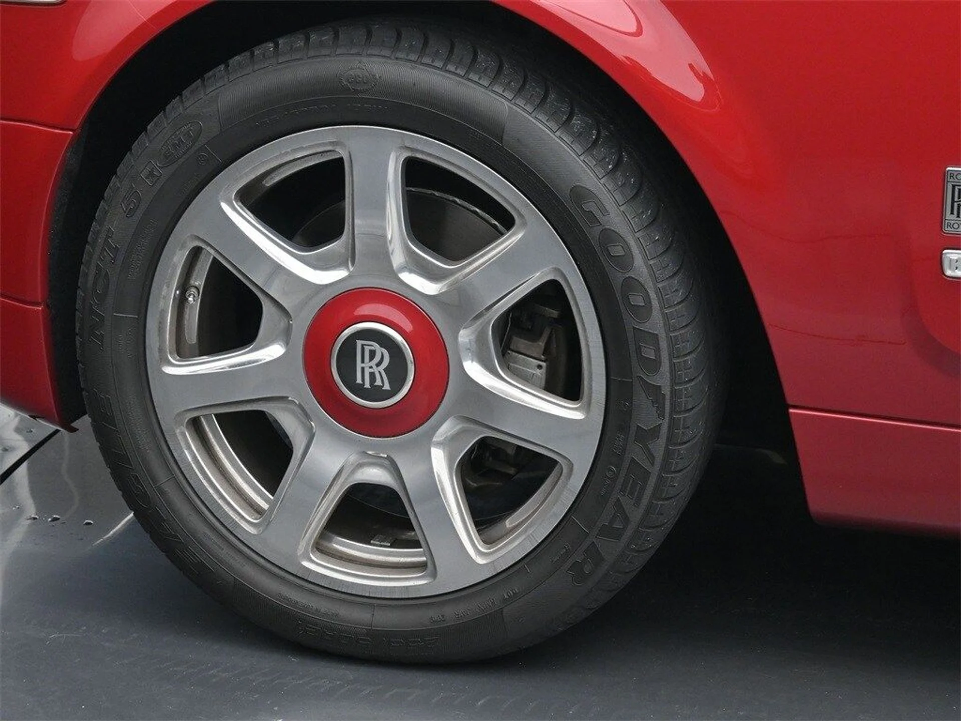 mph010_2260737865_8852a76705fe4bdc324ec2def0cf9461x_95bfab561d