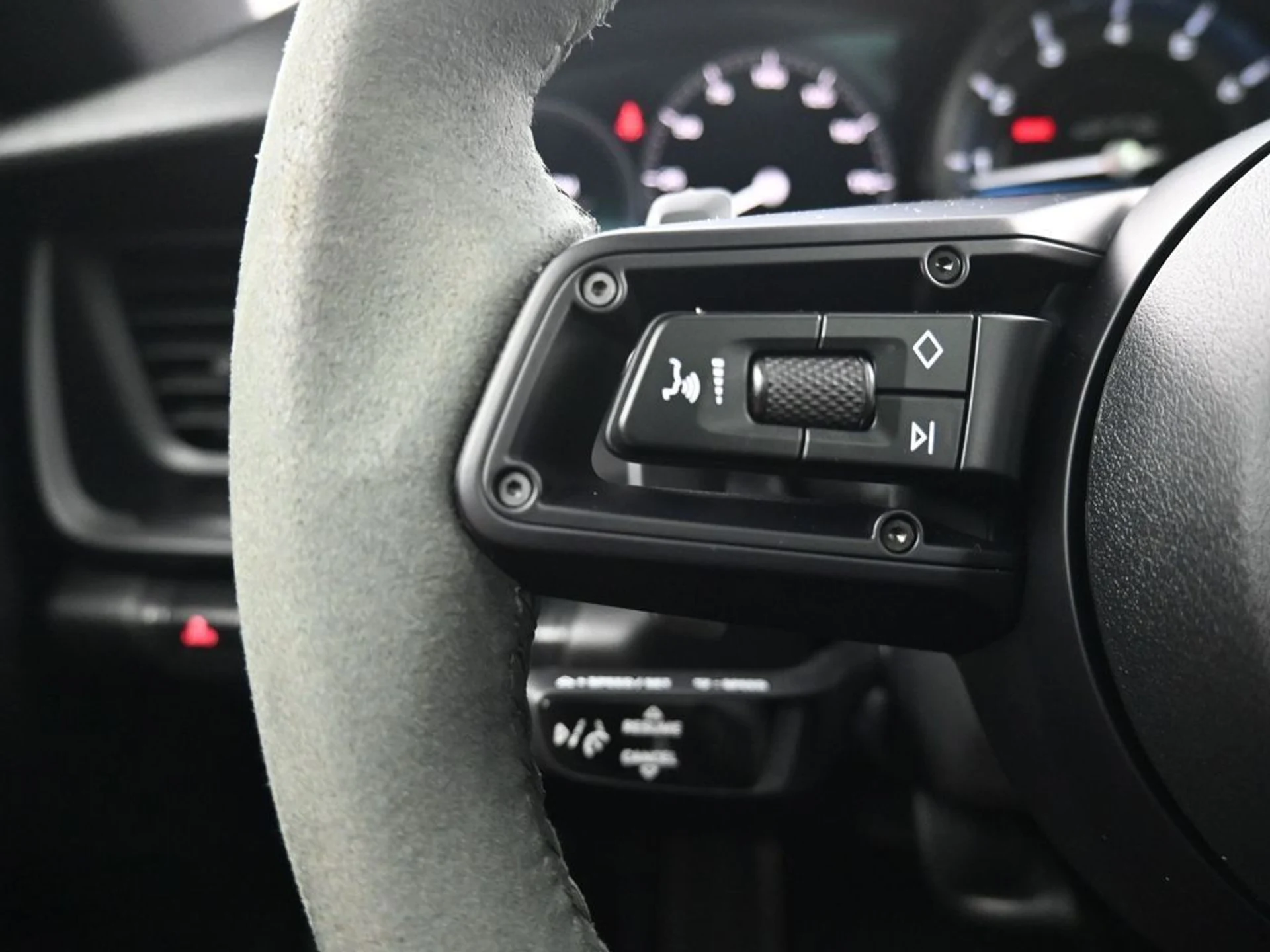 mph010_2263348161_0033b9067347c9c105c025f8179b630c_0d7f4ced76