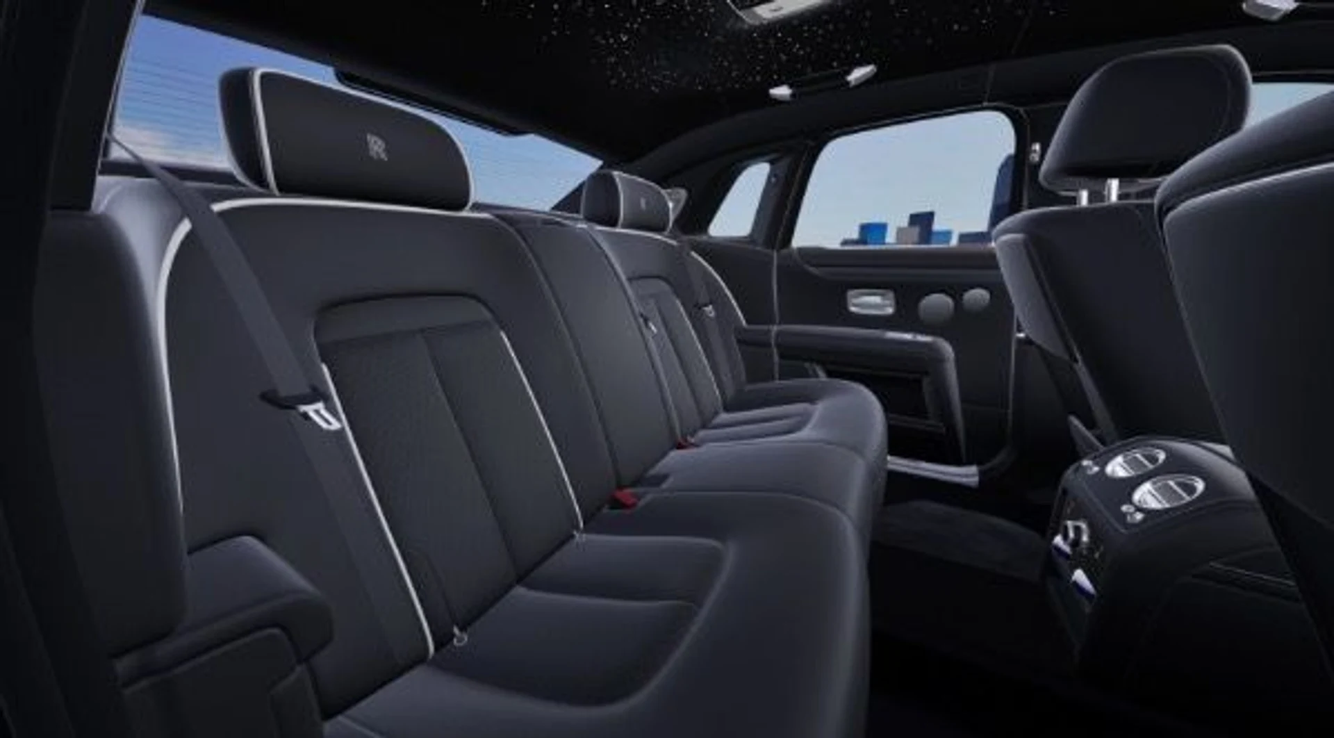 mph010_2264534197_New_2026_Rolls_Royce_Ghost_7cb9b92700