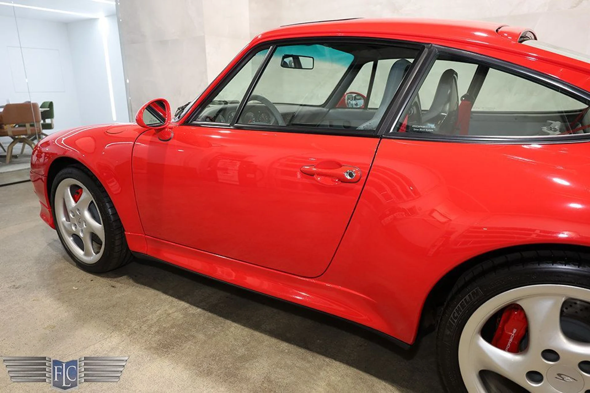 mph010_2265368700_used_1997_porsche_911_carrera_4s_2drcoupecarrera4s_9689_23009032_11_1024_2224d60da7