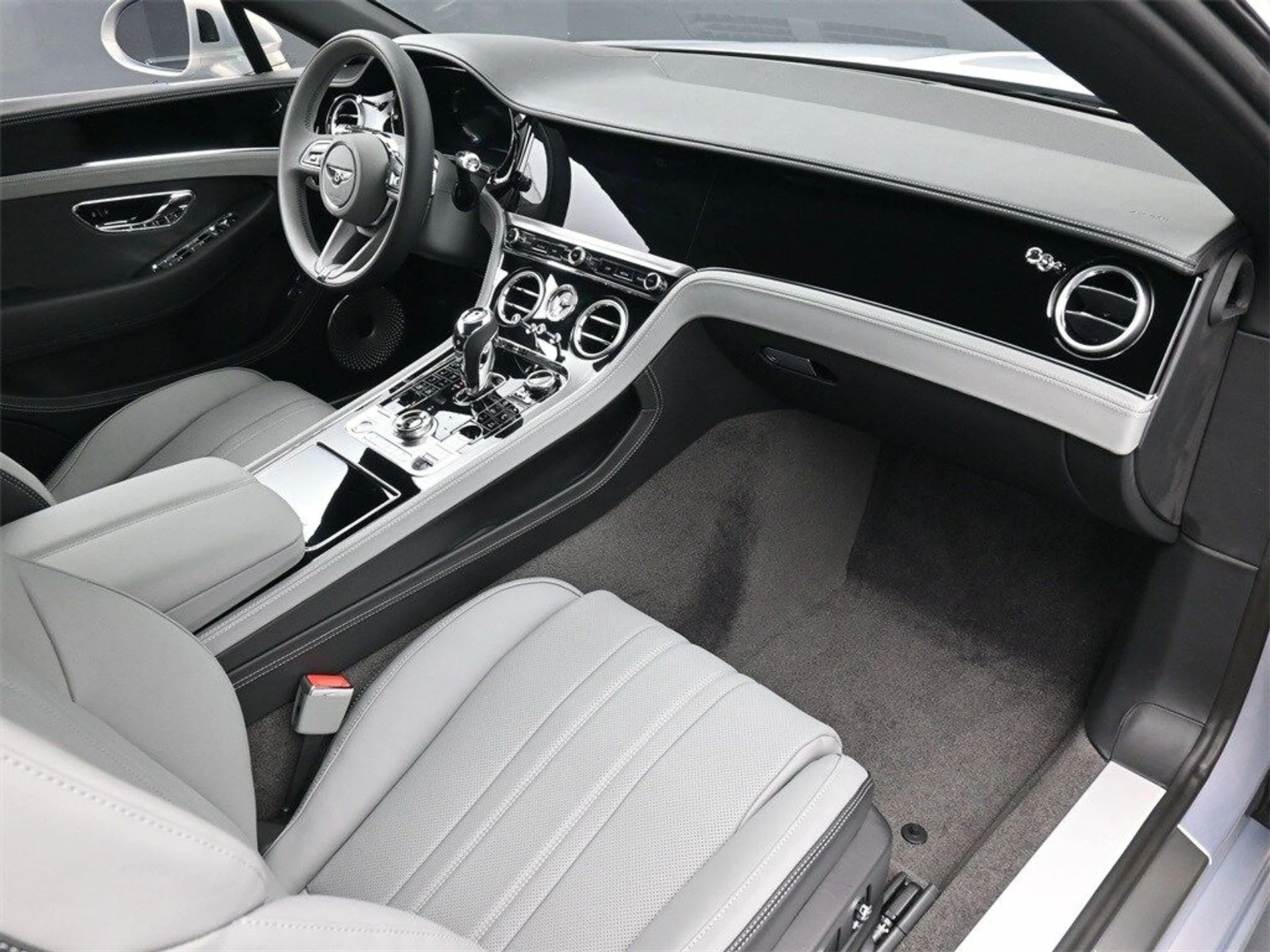 mph010_227099411_6bc9bfed5e300b2c31554698866e6d7cx_fae66fa25c