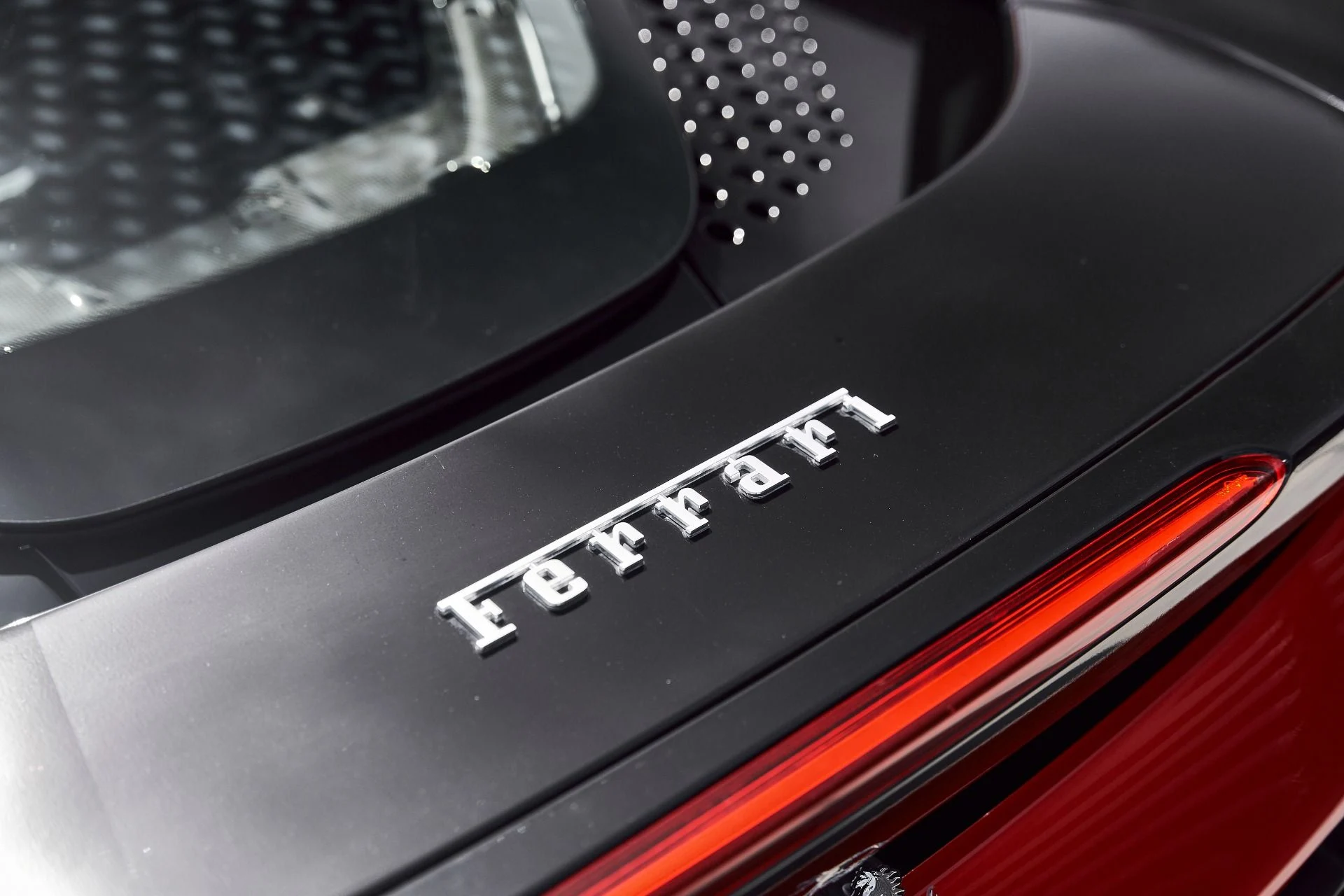 mph010_2279459336_Used_2021_Ferrari_SF_90_Stradale_Base_1772246634_6a9763c267