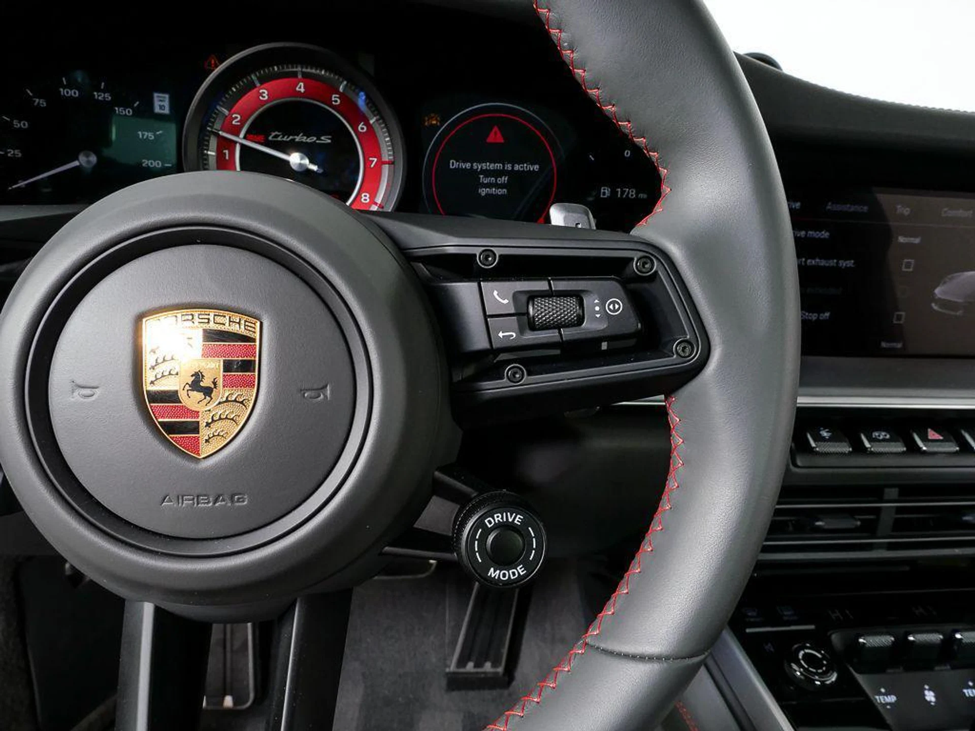 mph010_2284200346_Gyn_Lzdwmn_p_Hwr0hdj_Hd_j_B5t_HU_0cbd3db88c