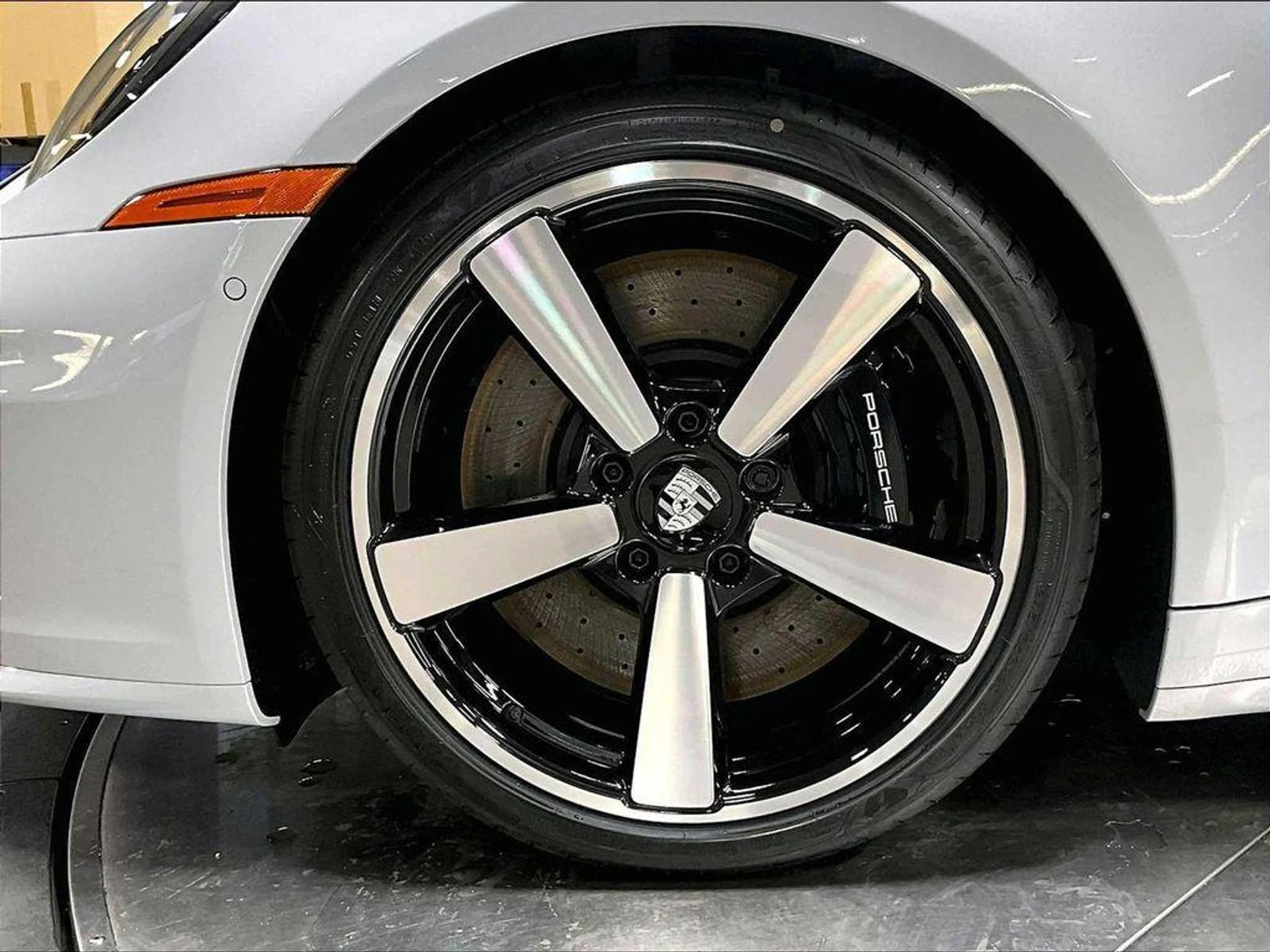 mph010_2287225160_gza_C_Bw_R2_YMVPBKI_0e_Mpcm_Ub8rzw_4373cc76e9