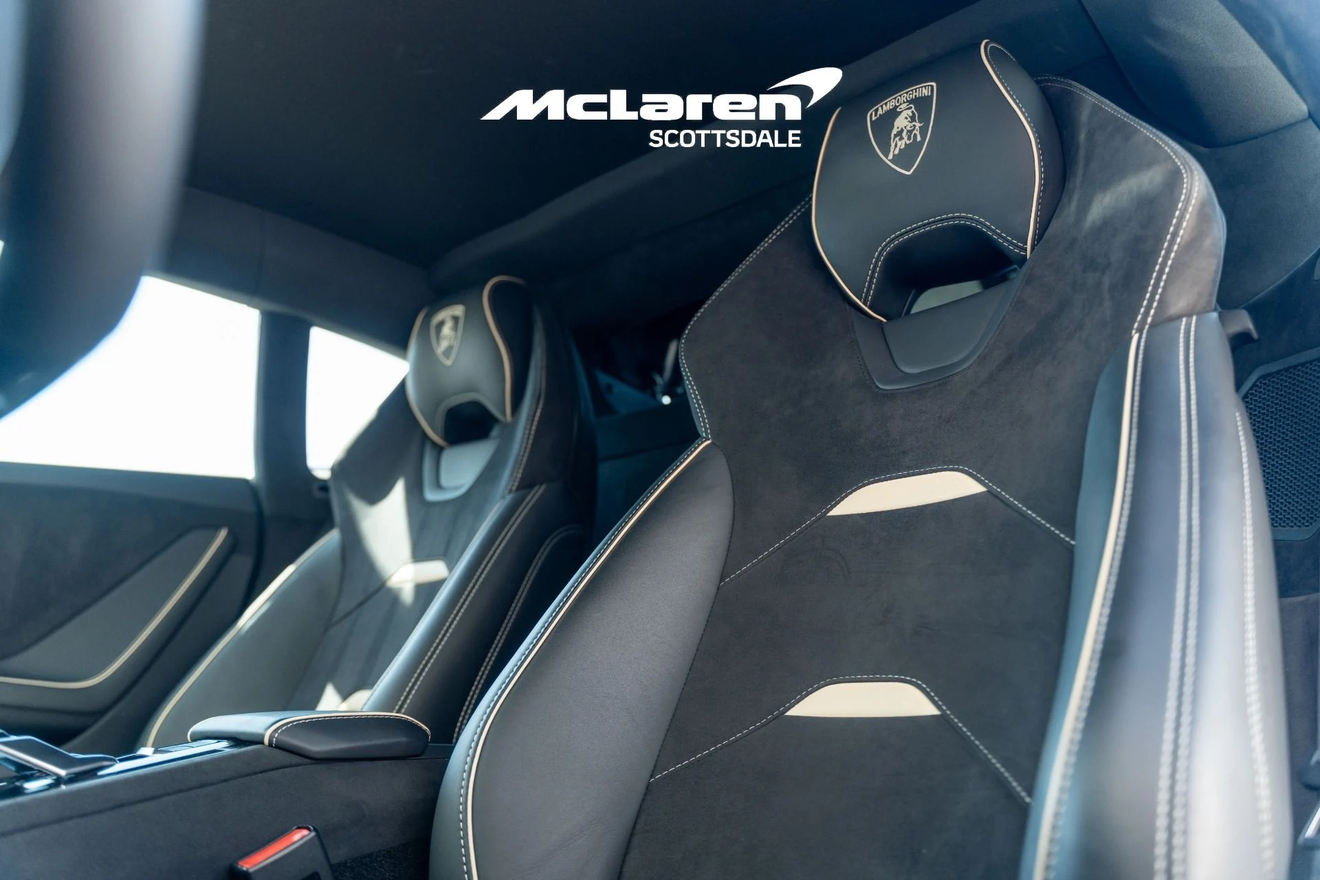 mph010_2289377235_Used_2024_LAMBORGHINI_HURACAN_STERRATO_Sterrato_1785521586_9e94710ac8