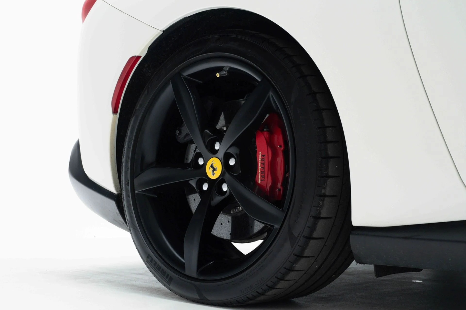 mph010_2289769178_Used_2020_Ferrari_Portofino_1774467204_720dd1318a