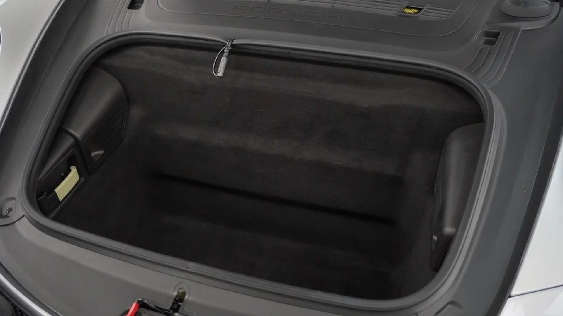 mph010_229227443_062bd29d544bf789d285dc117b149808x_606b463c9f