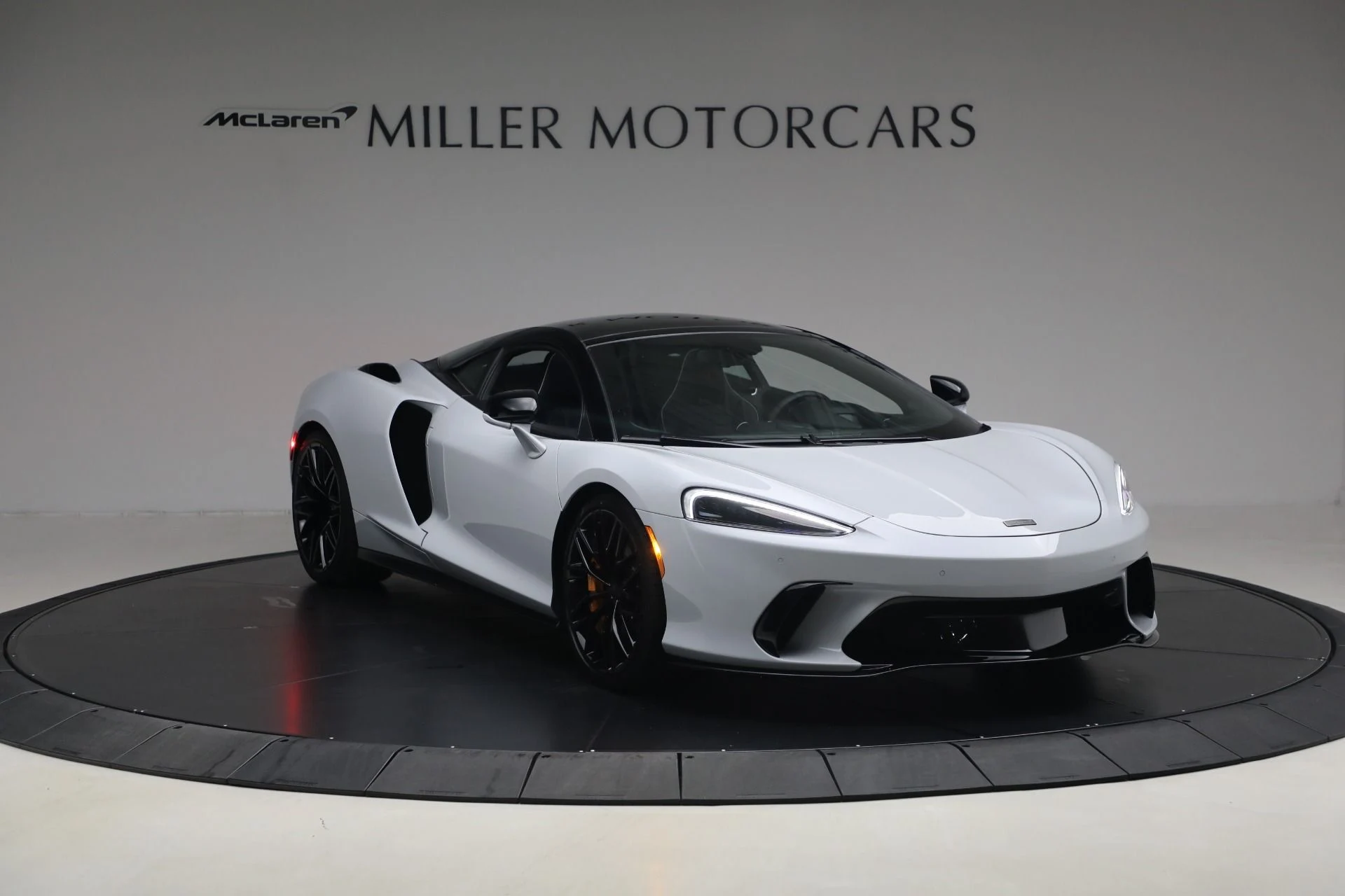 mph010_2293339095_New_2026_Mc_Laren_GTS_Tech_Lux_1d07b9d7d9