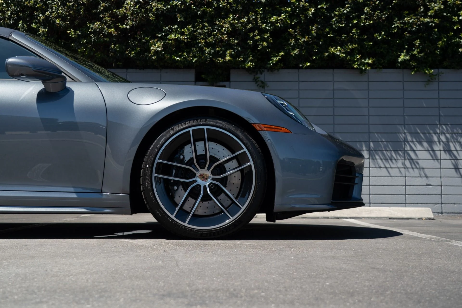 mph010_2293912592_Used_2025_Porsche_911_Carrera_S_1757361864_da716e084a