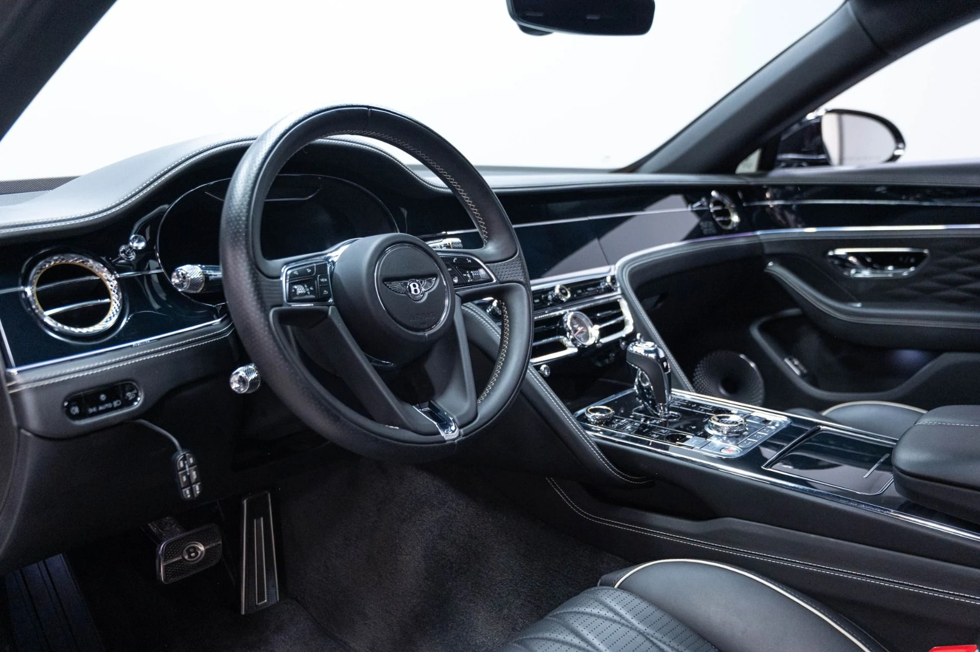 mph010_2295099726_Used_2020_Bentley_Flying_Spur_W12_1783372083_2ce8e99eb7