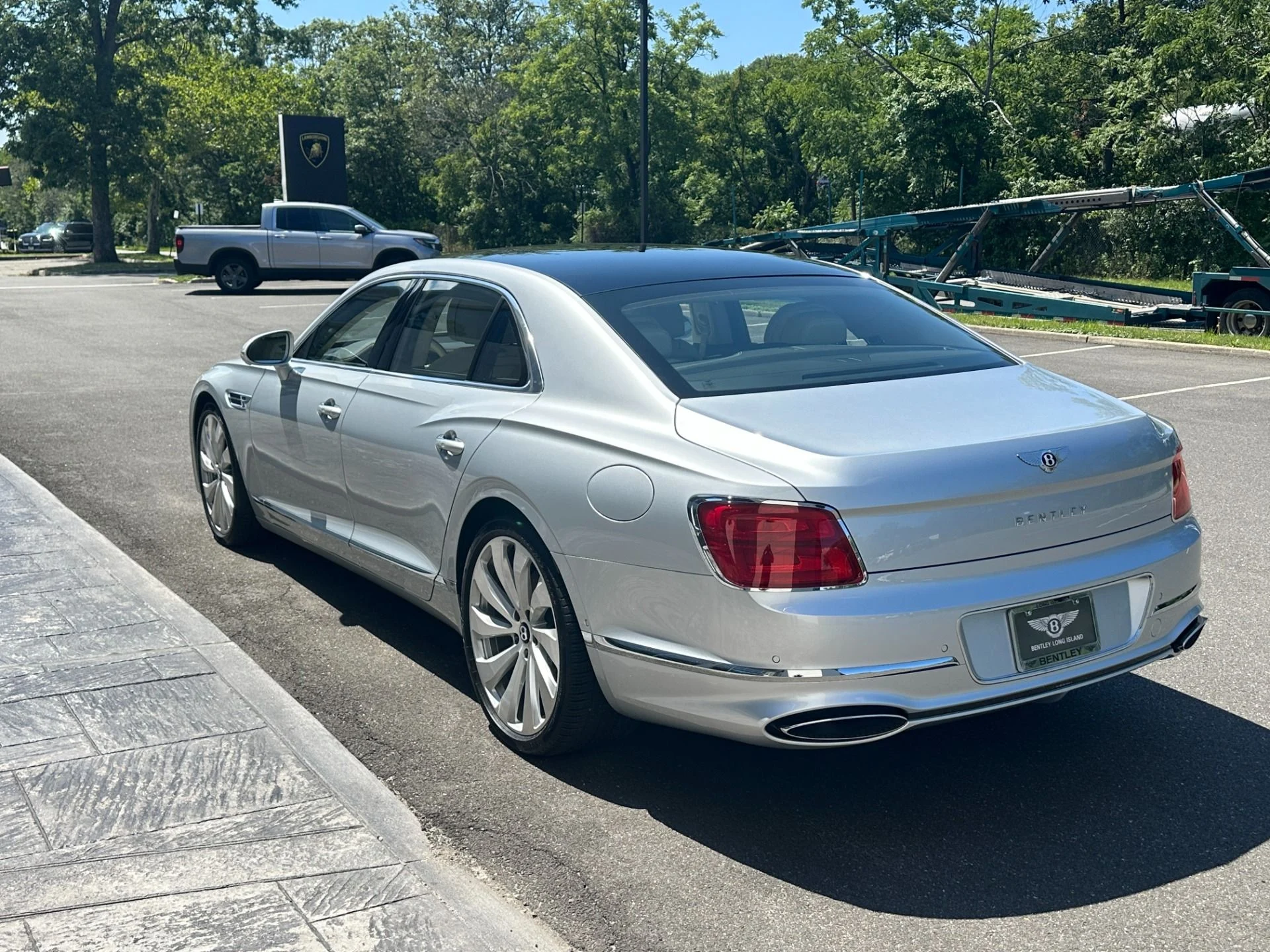mph010_2299691304_Used_2026_Bentley_Flying_Spur_1784742207_d36d7ee1d8