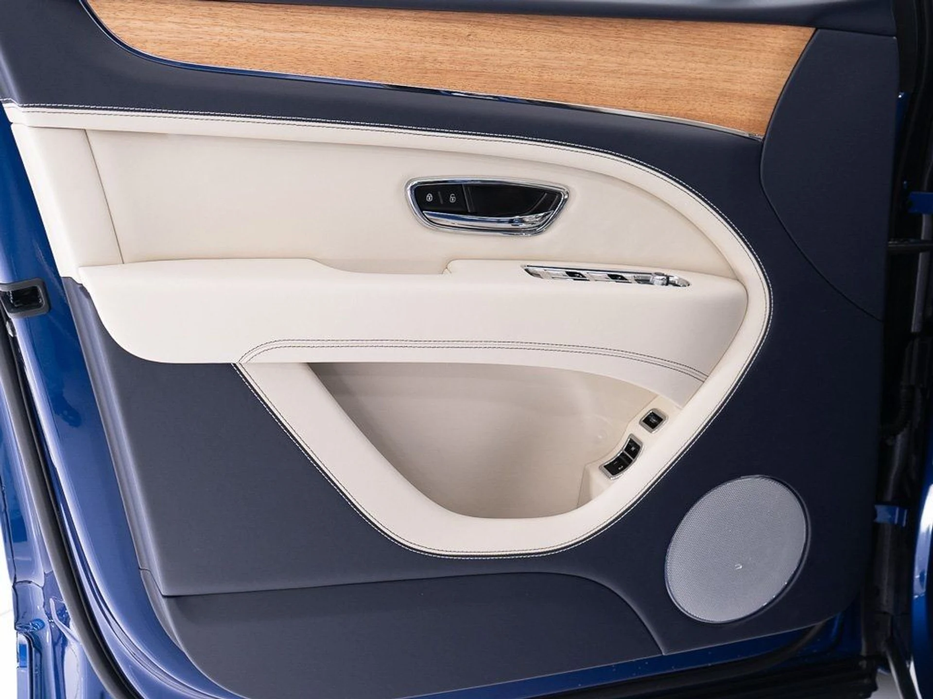 mph010_2302424609_3e760d0d371c487970d946b1fa73b33b_bdb8c292d4