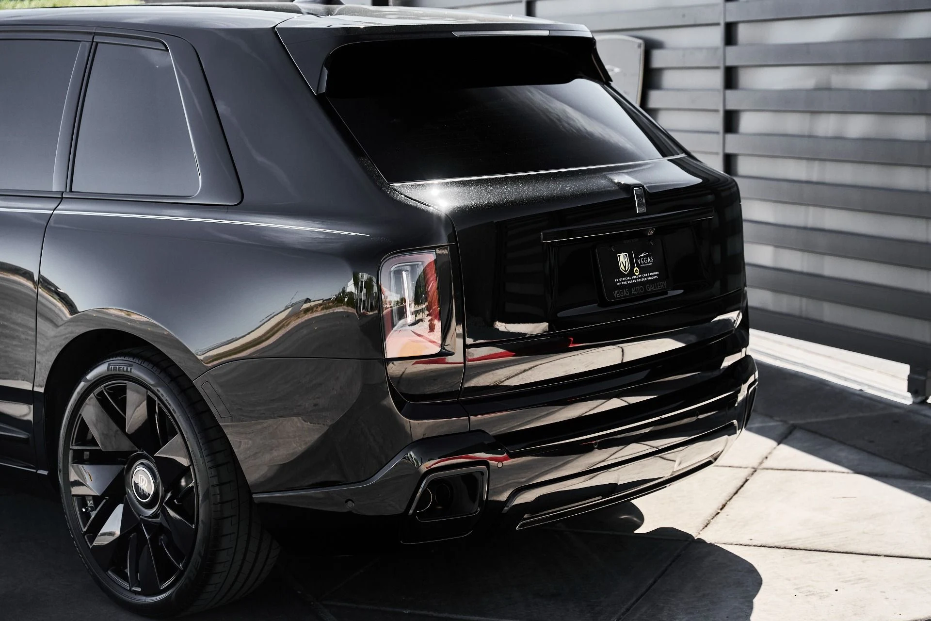 mph010_2307279143_Used_2026_Rolls_Royce_Cullinan_1774544458_829ed2fed6