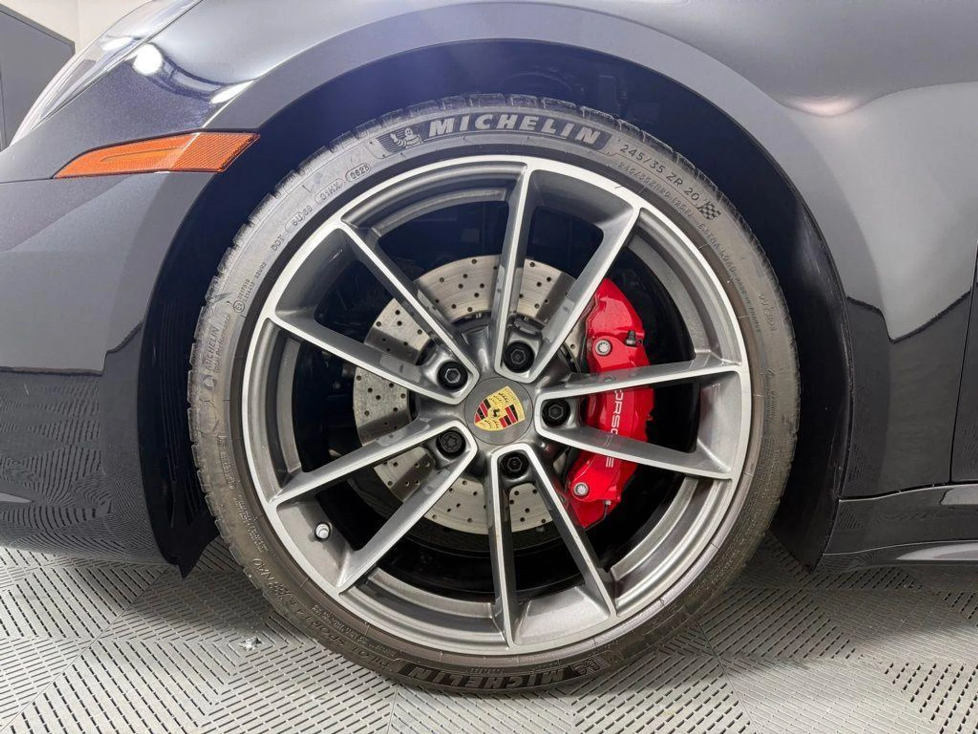 mph010_2309626789_B_E17_Ii_2_Z_Ur1q5k_Ozv_Pg_FL_8_U_Ik_8a3504d7e8